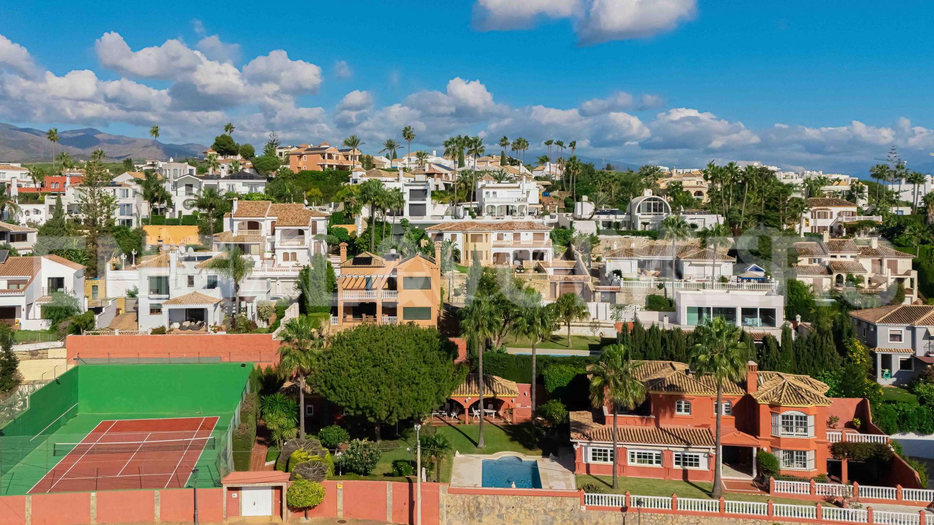 Villa for sale in Seghers