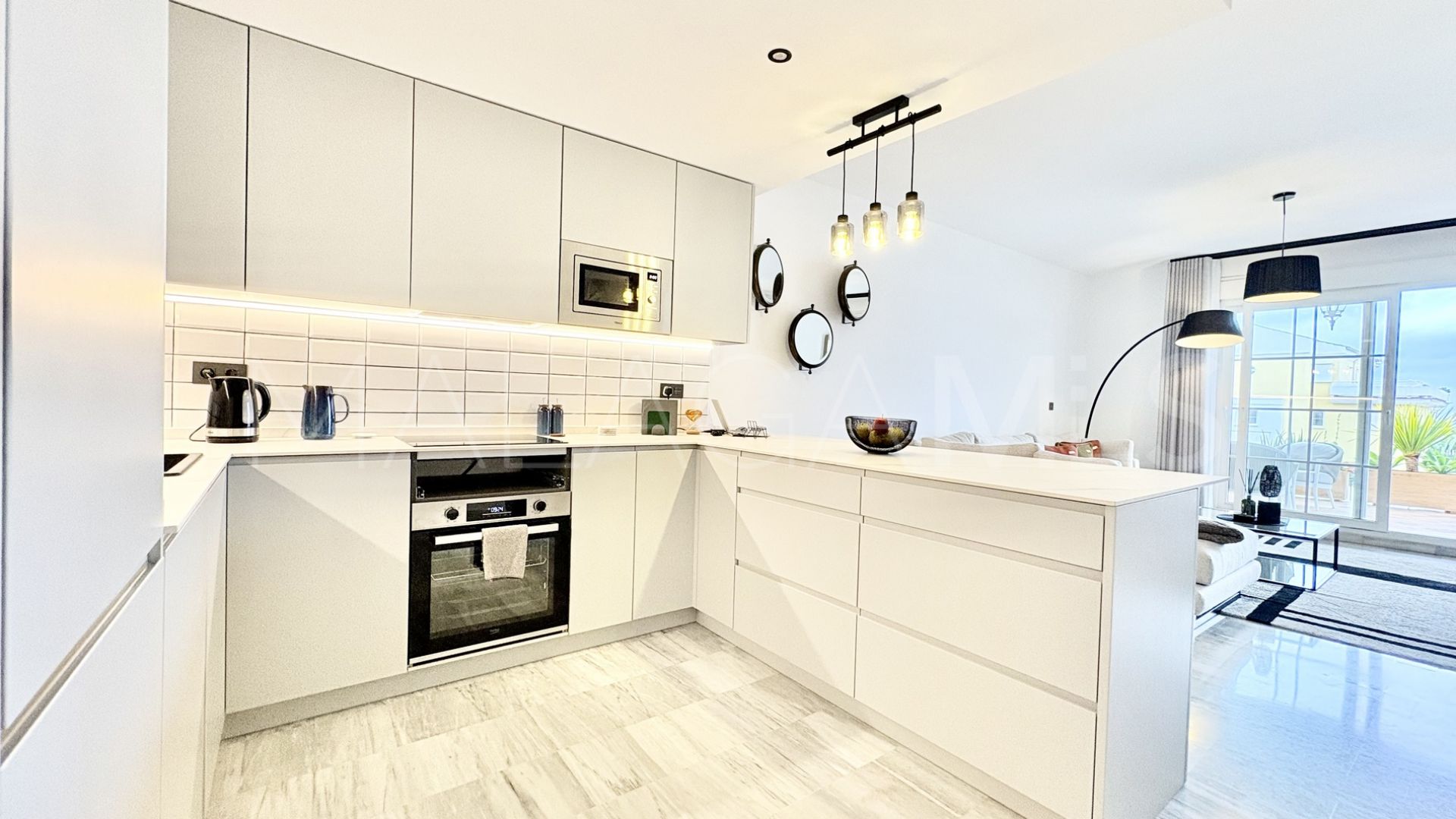 Lägenhet for sale in Cabopino