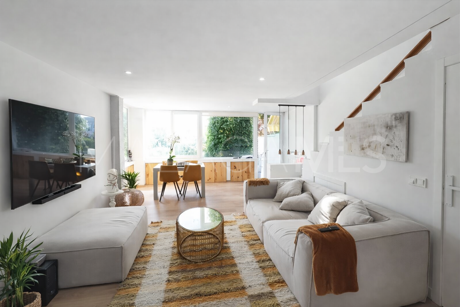 For sale town house in Artola