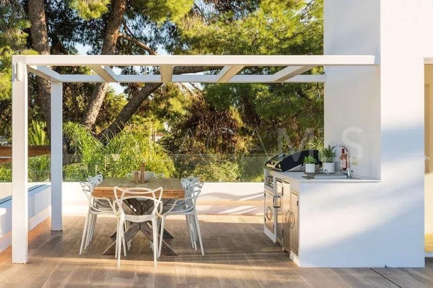 Villa for sale in La Campana