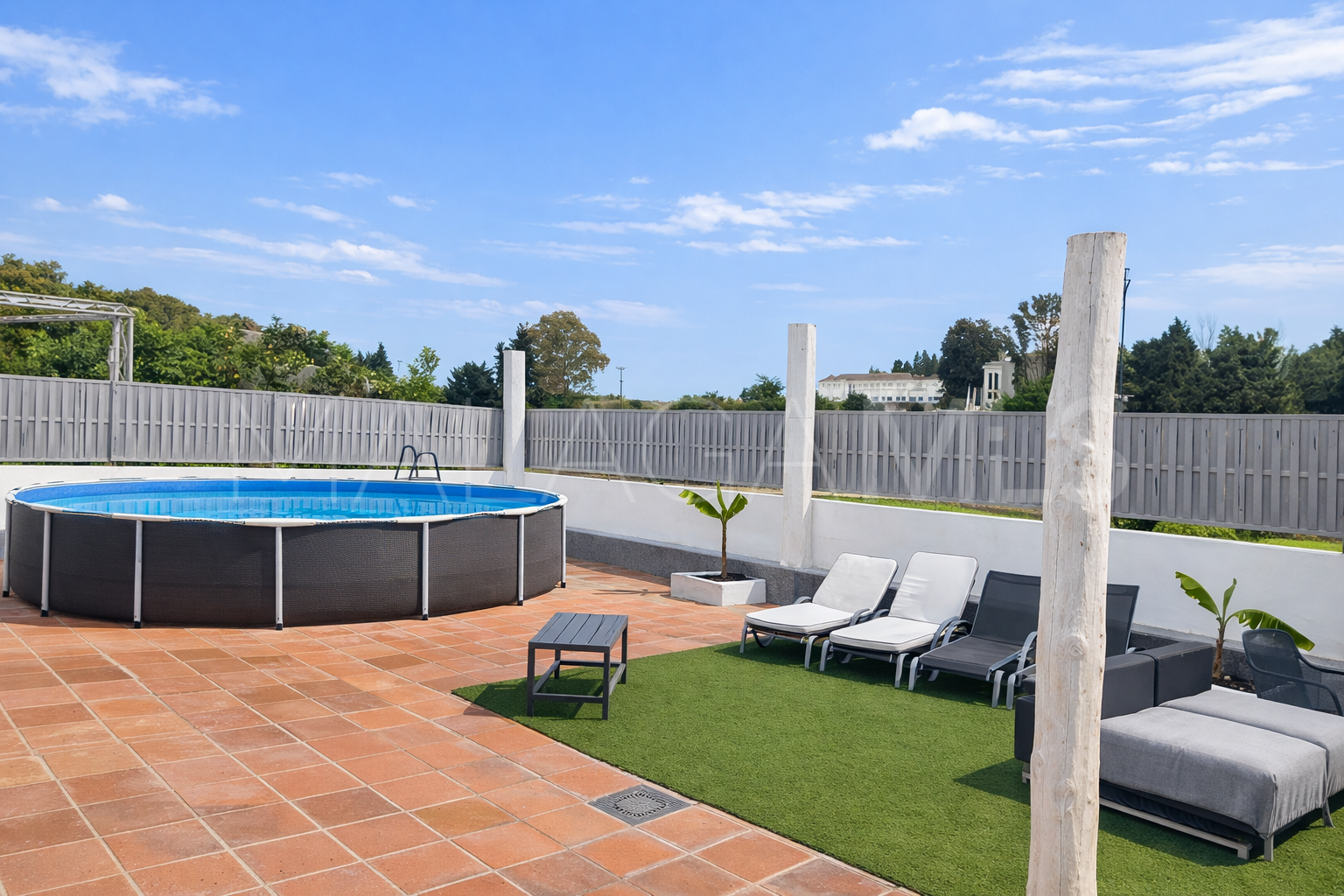 Hus i byn for sale in San Pedro de Alcantara