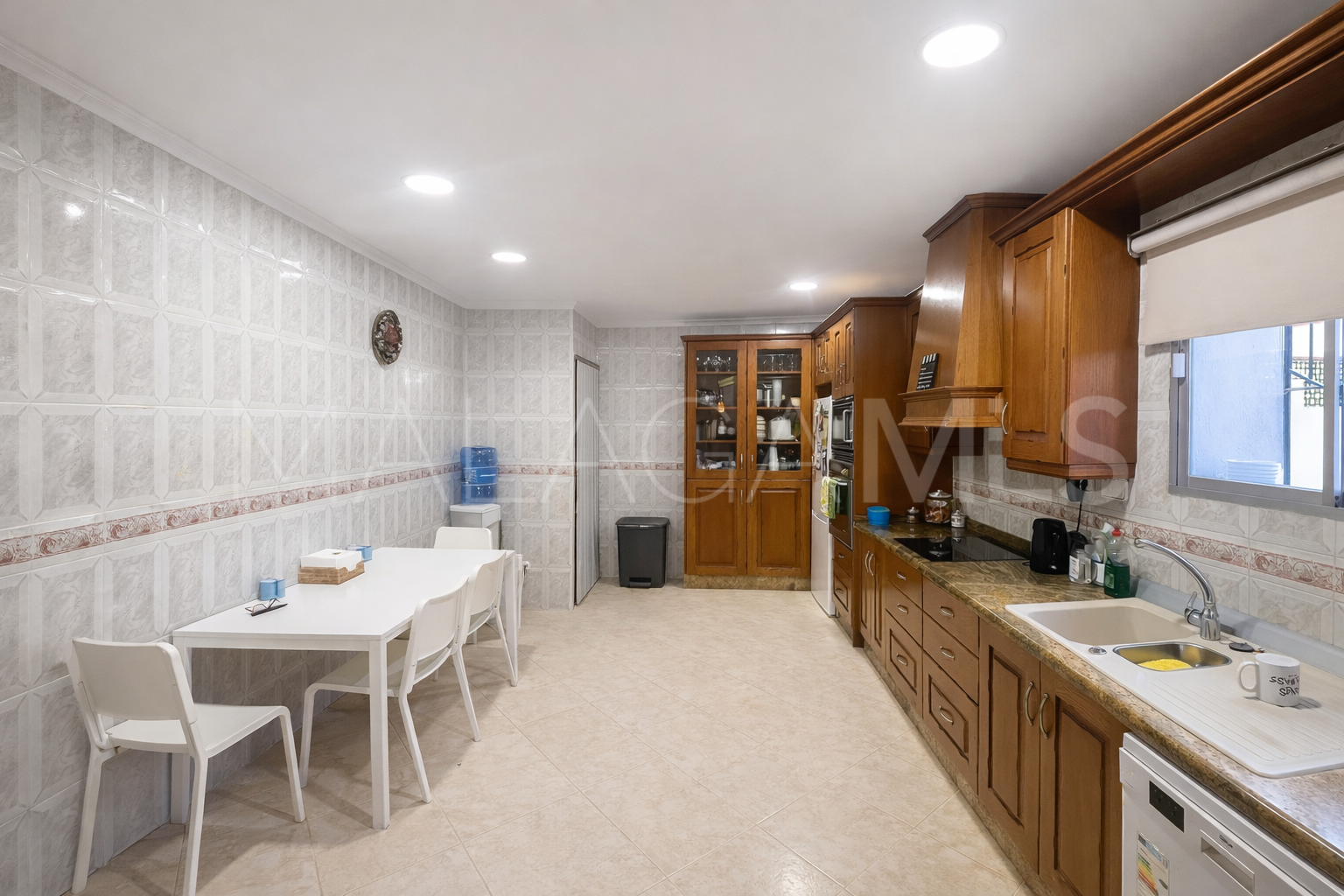 Hus i byn for sale in San Pedro de Alcantara