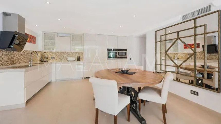 Villa de 8 bedrooms for sale in Linda Vista Baja