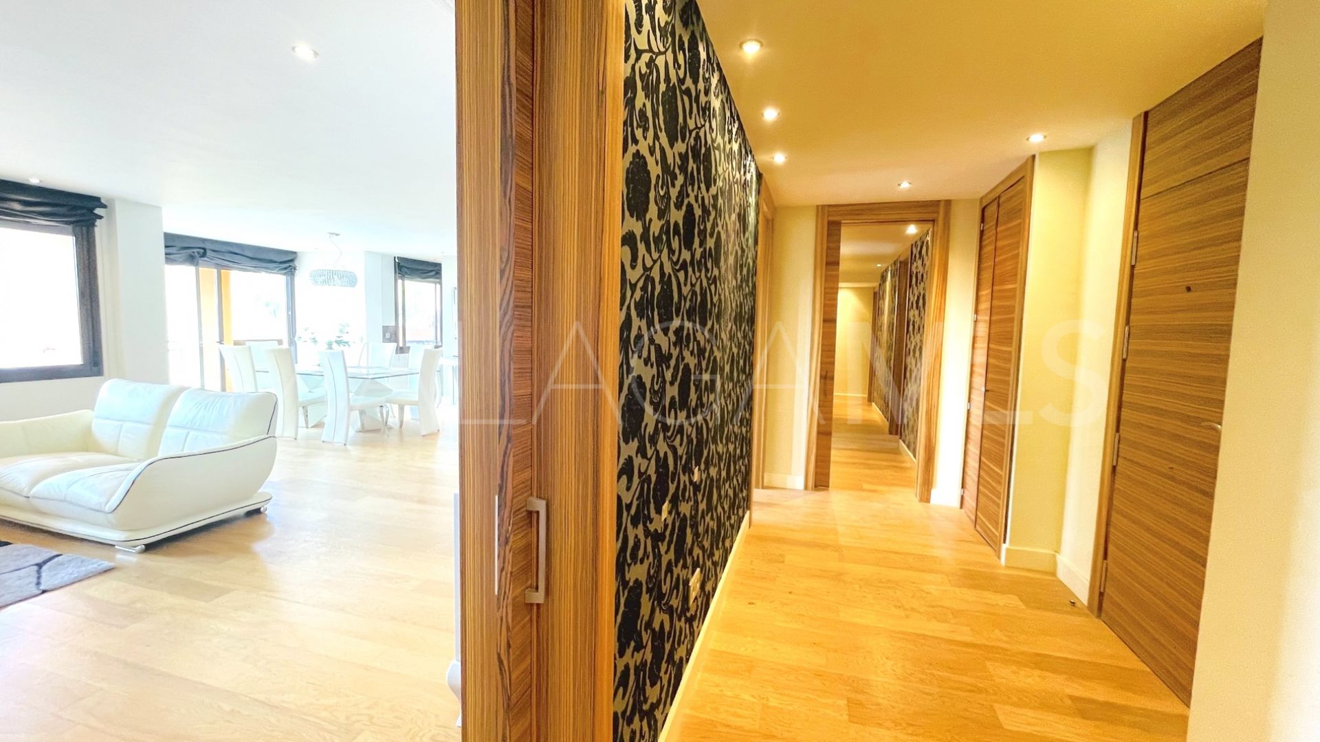 Se vende apartamento in Calanova Golf with 3 bedrooms