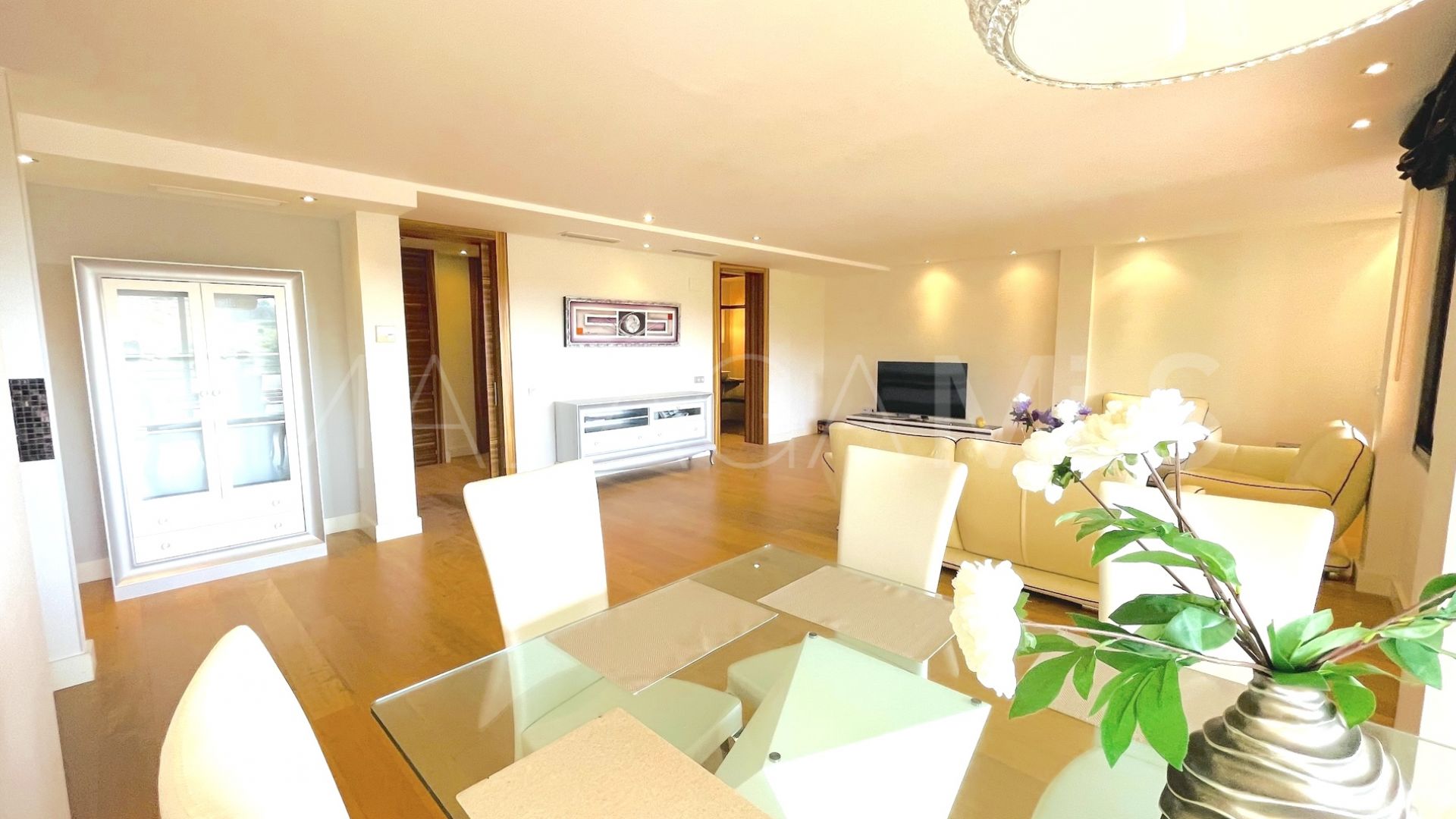 Se vende apartamento in Calanova Golf with 3 bedrooms