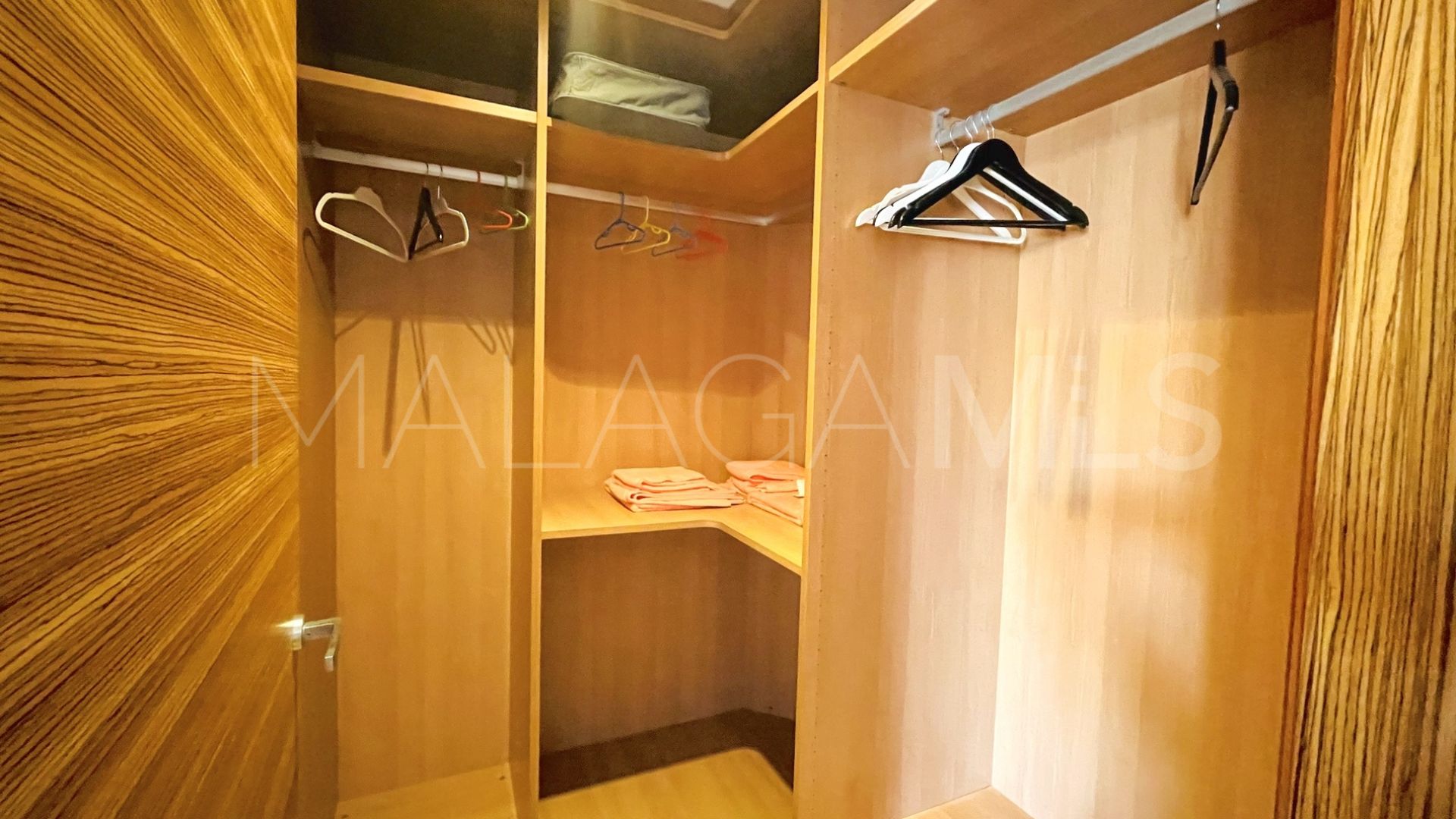 Se vende apartamento in Calanova Golf with 3 bedrooms