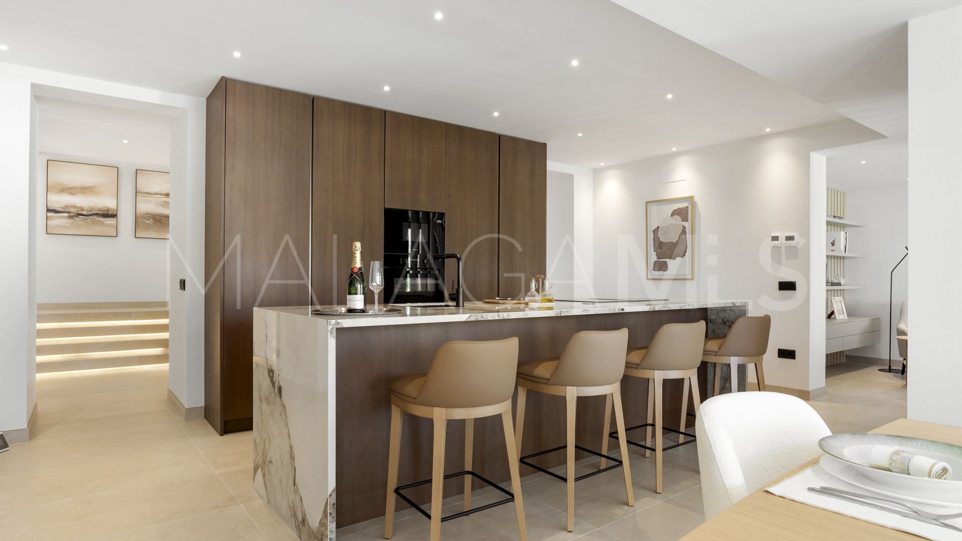 Villa for sale in Guadalmina Alta