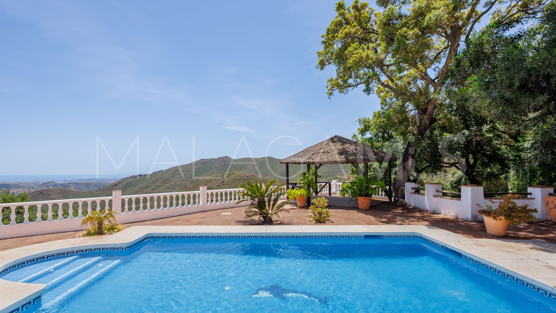 Villa for sale in Coin