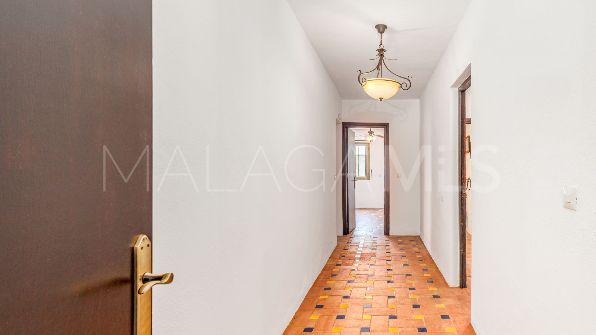 Villa for sale in Coin