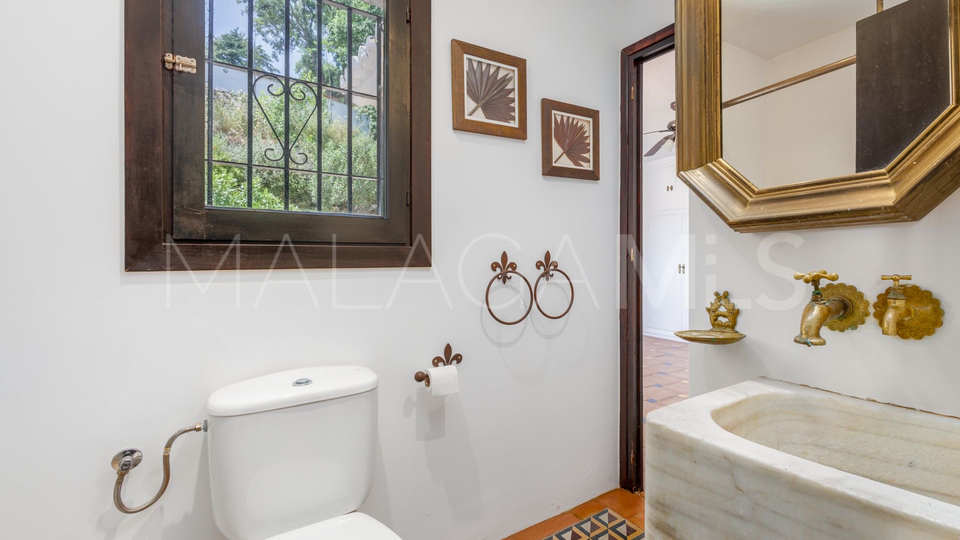 Villa for sale in Coin