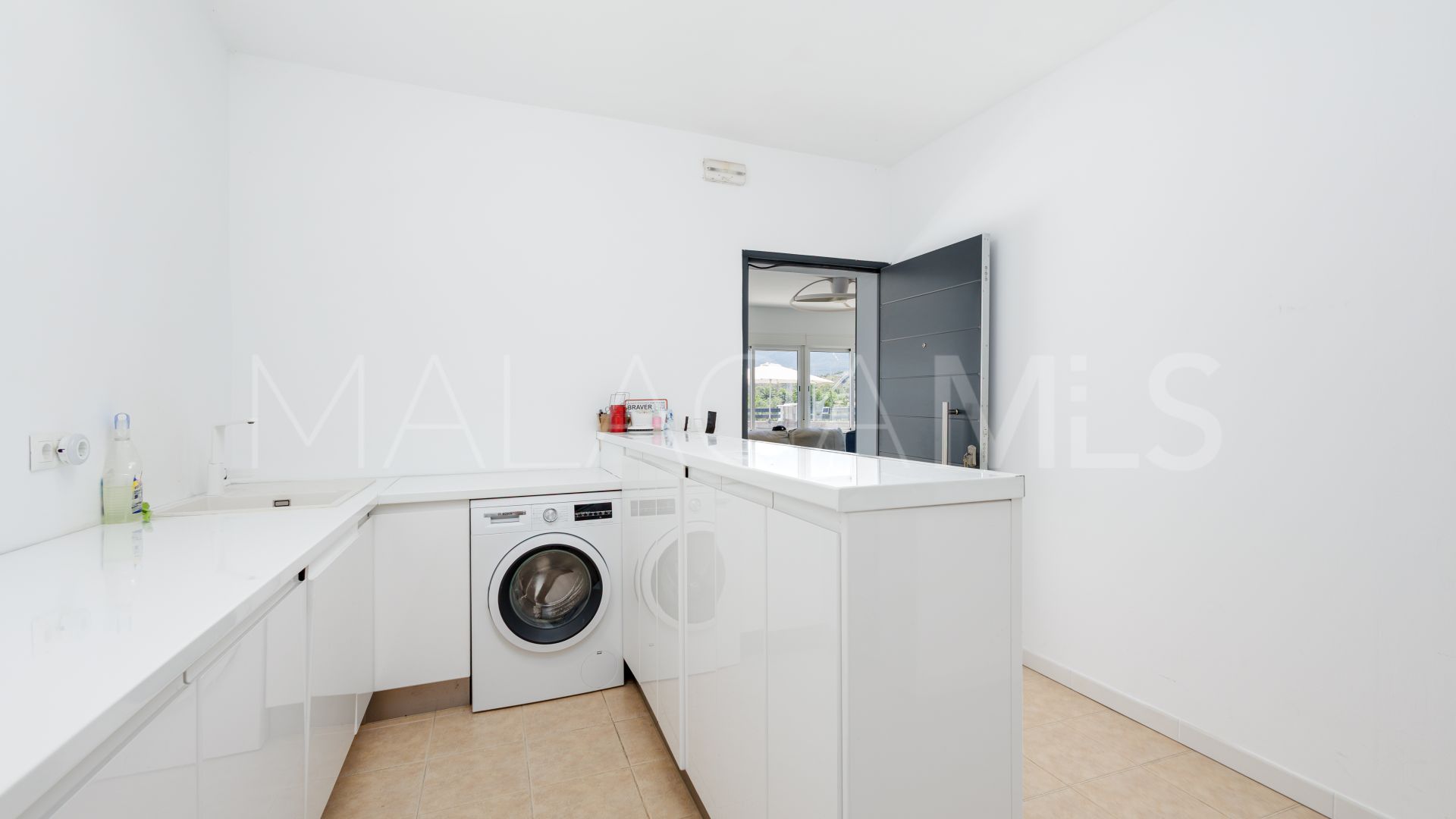 For sale villa in Coin with 6 bedrooms