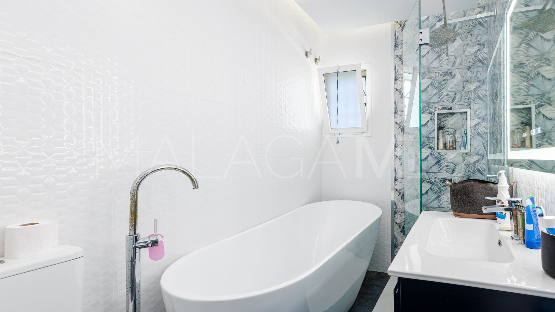 For sale villa in Coin with 6 bedrooms
