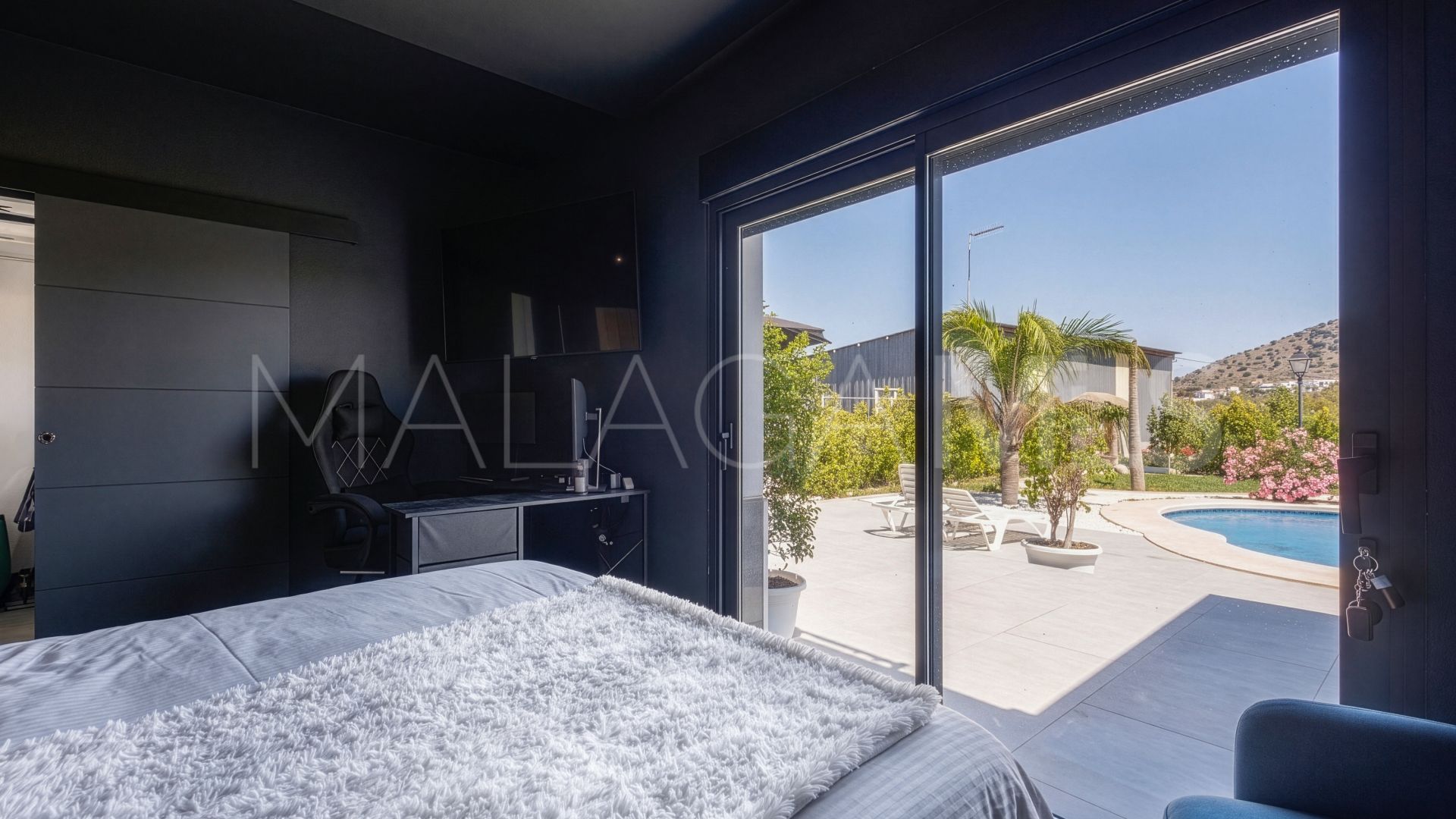 For sale villa in Coin with 6 bedrooms
