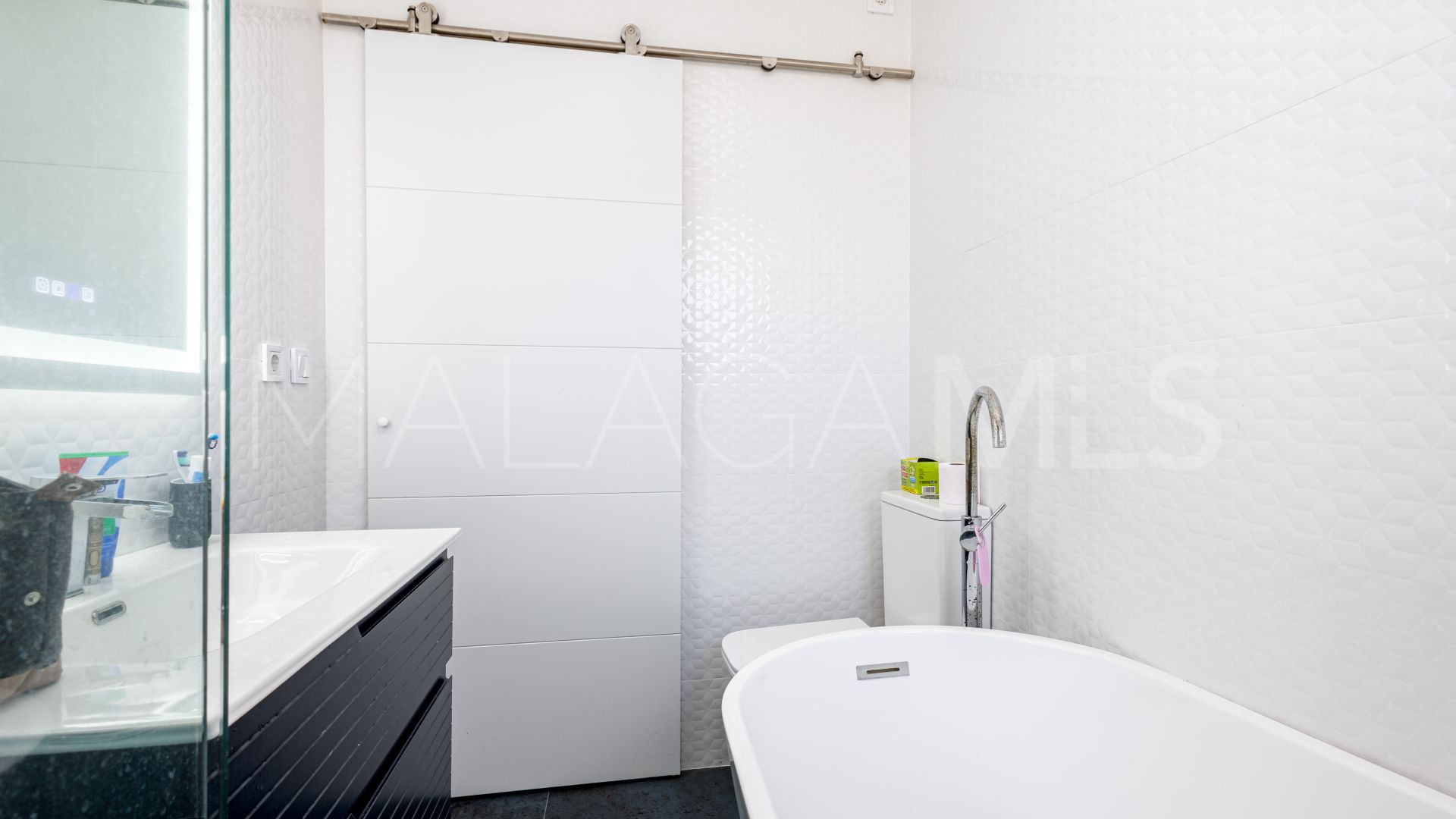 For sale villa in Coin with 6 bedrooms