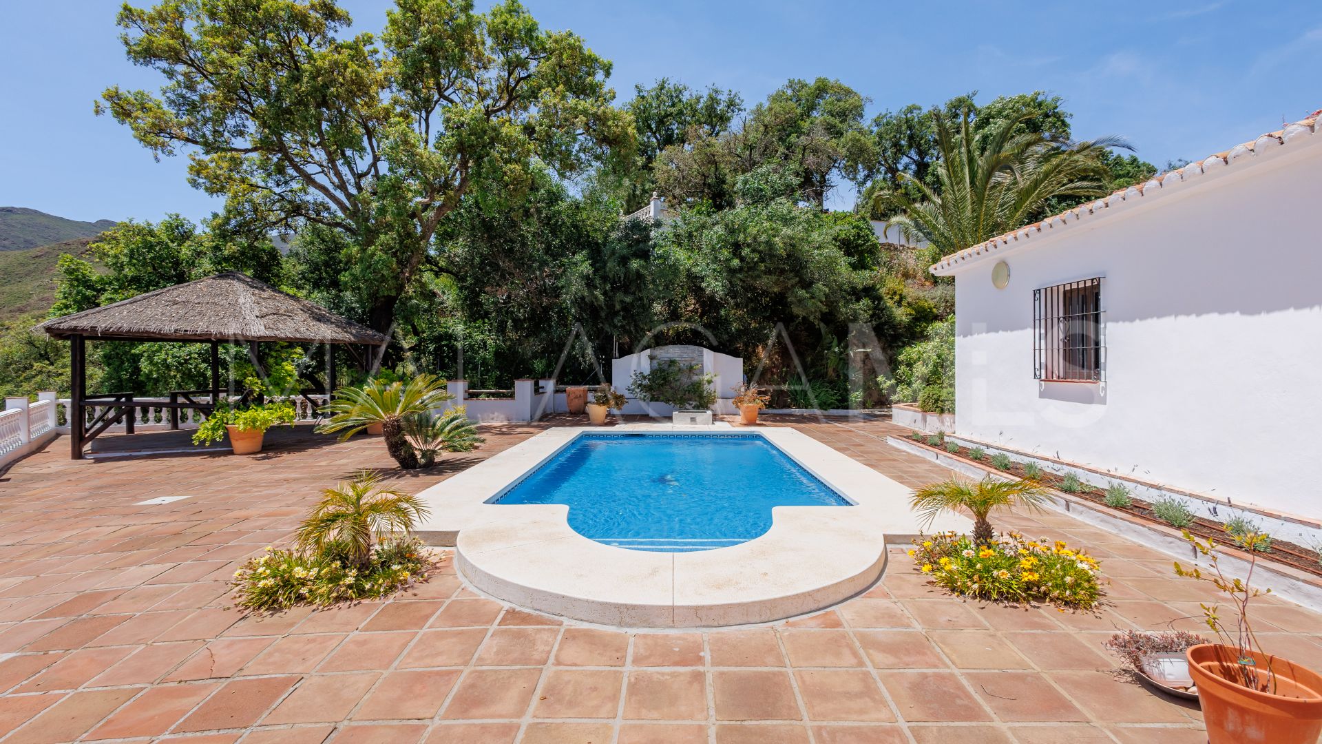Villa for sale in Coin