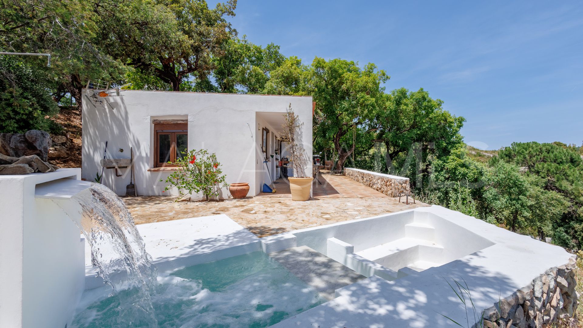 Villa for sale in Coin