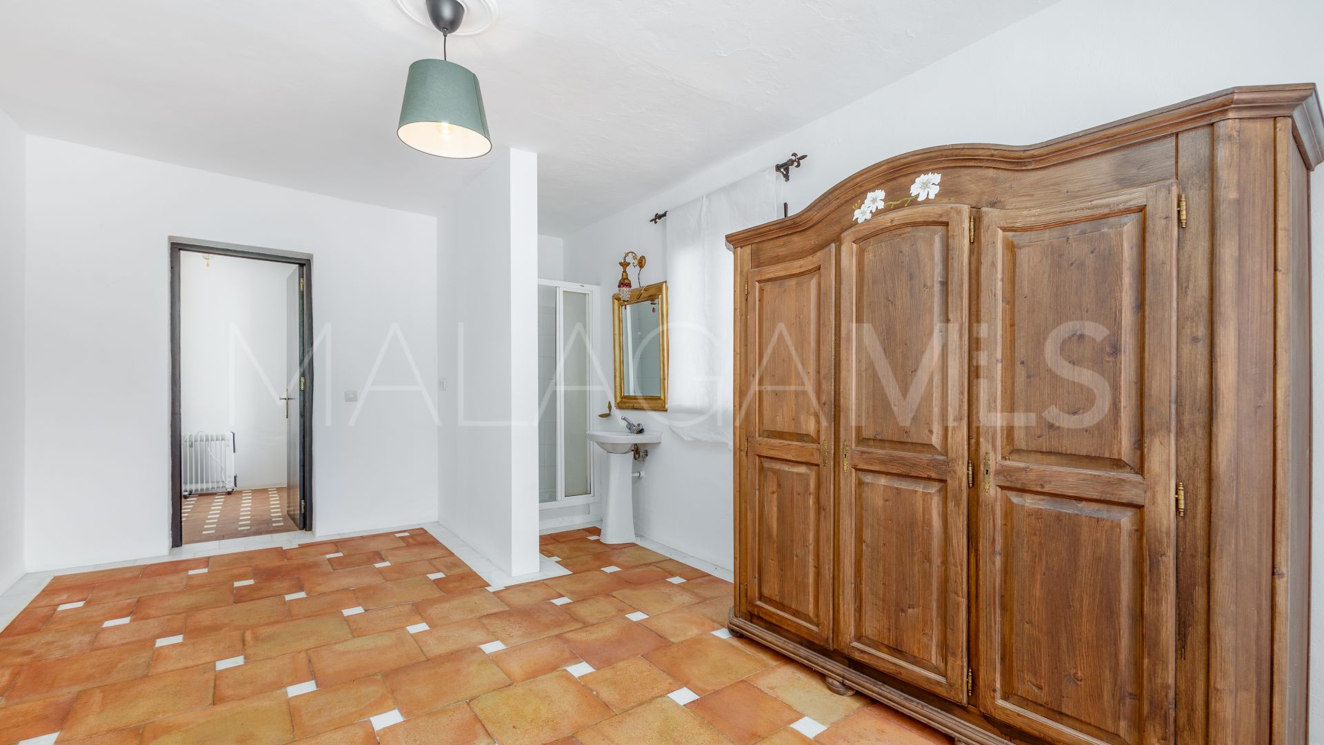 Villa for sale in Coin