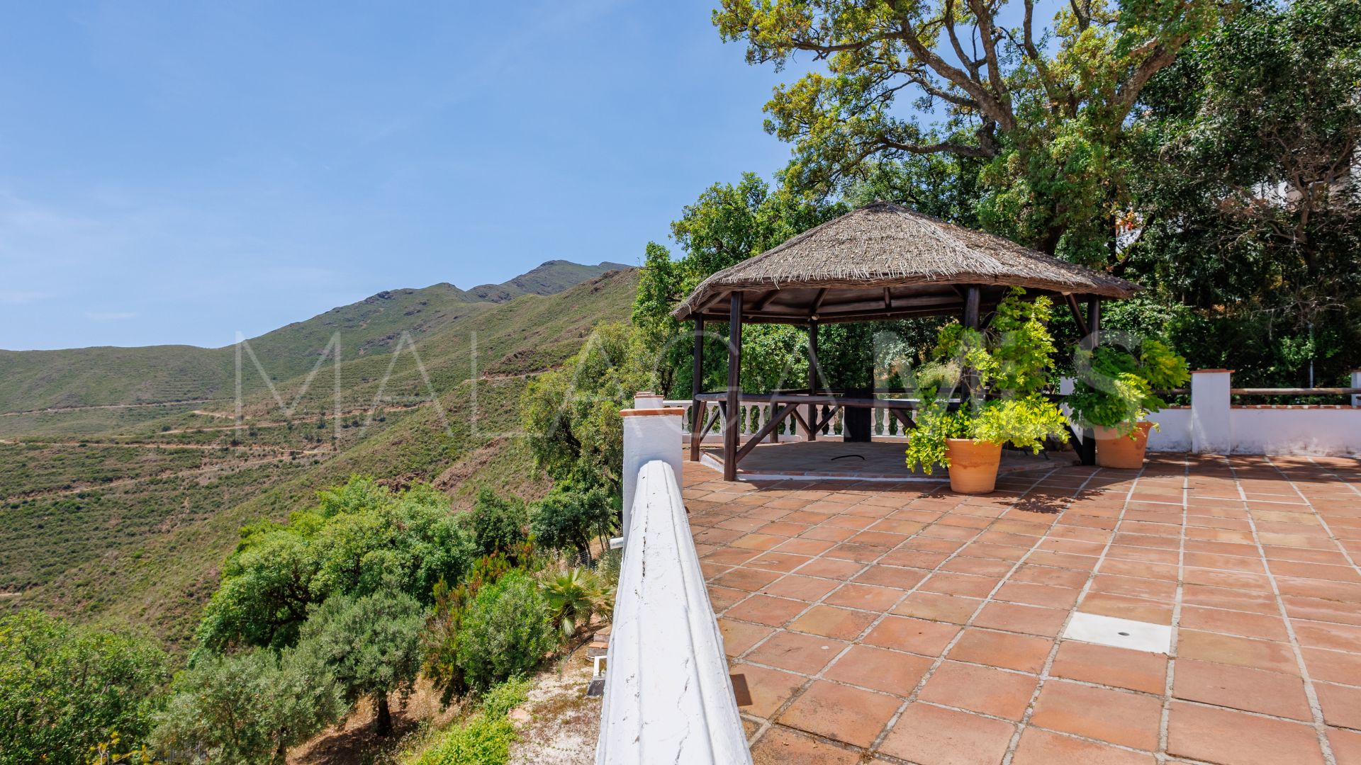 Villa for sale in Coin