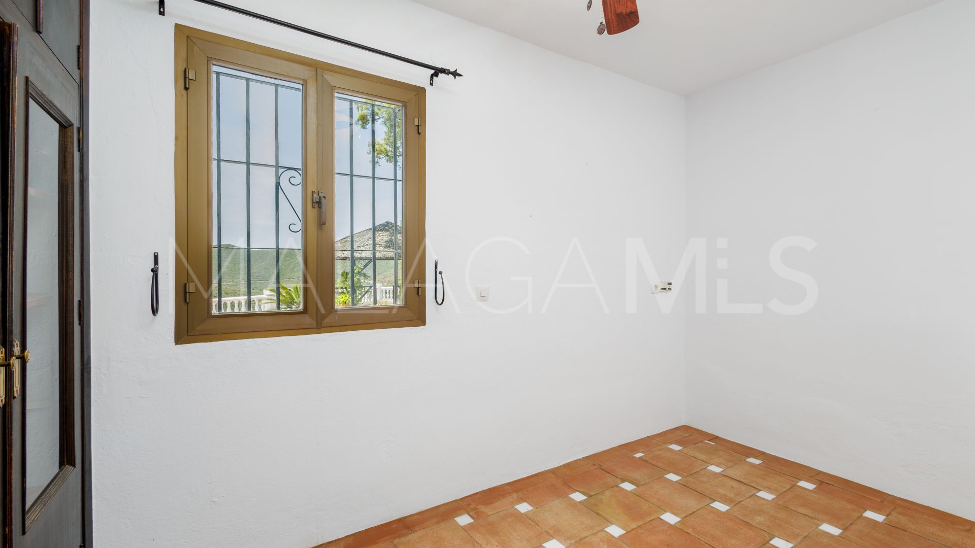 Villa for sale in Coin