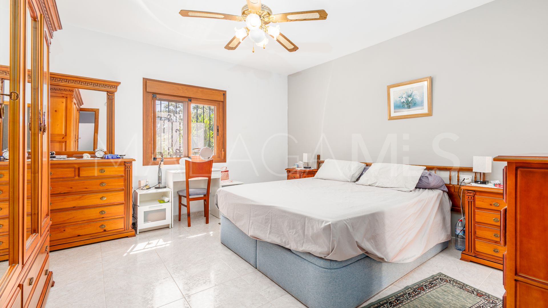 Se vende villa in Alhaurin el Grande with 6 bedrooms