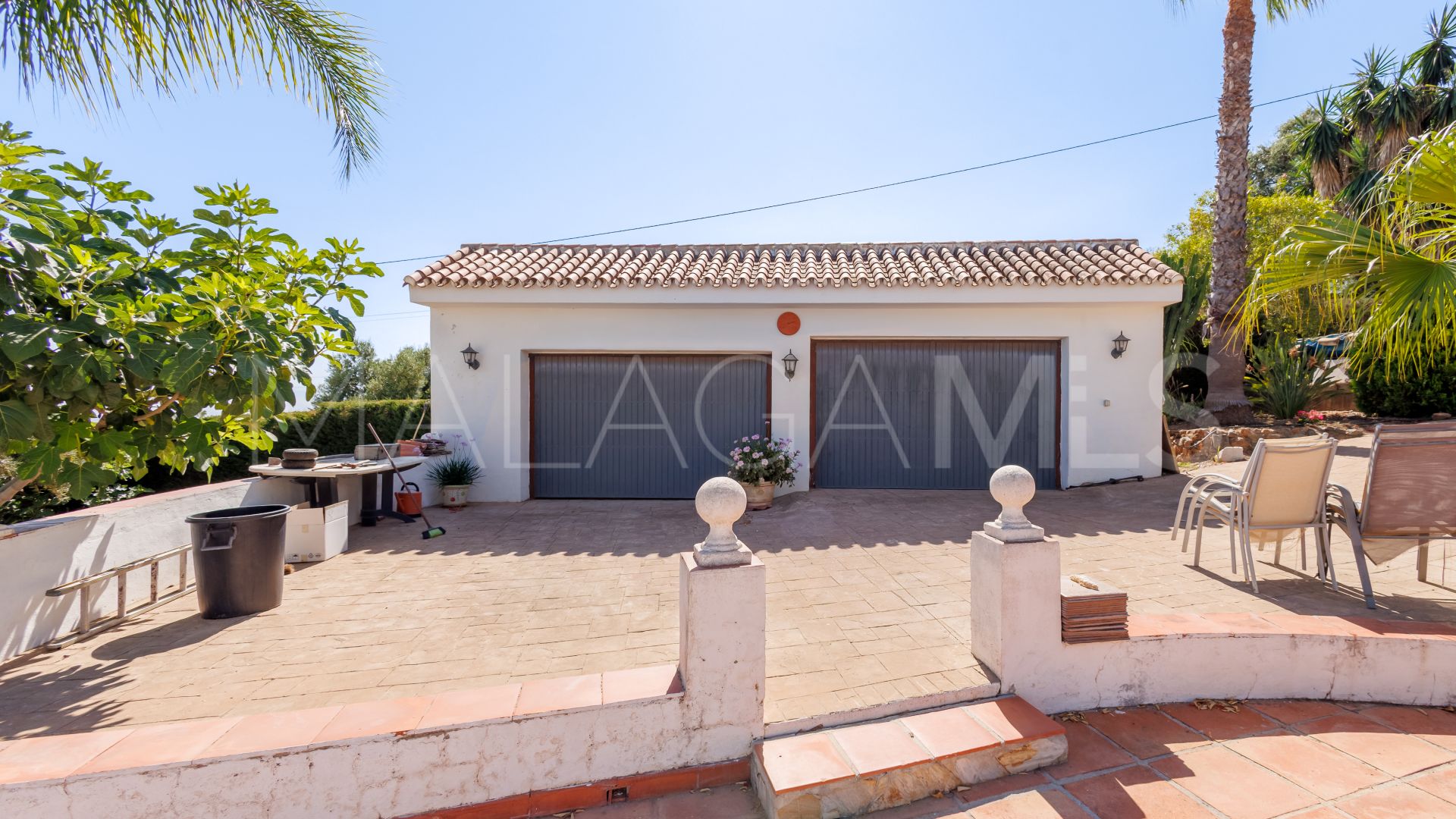Se vende villa in Alhaurin el Grande with 6 bedrooms