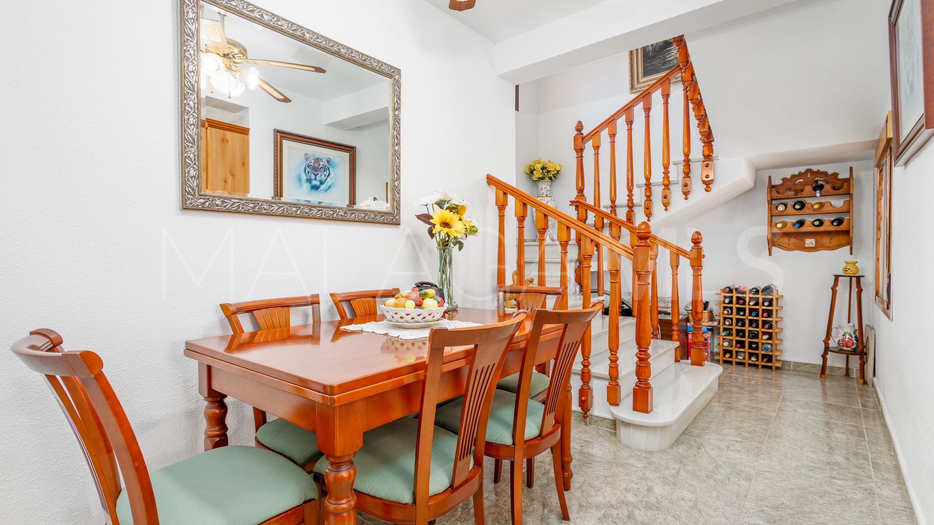 Se vende villa in Alhaurin el Grande with 6 bedrooms