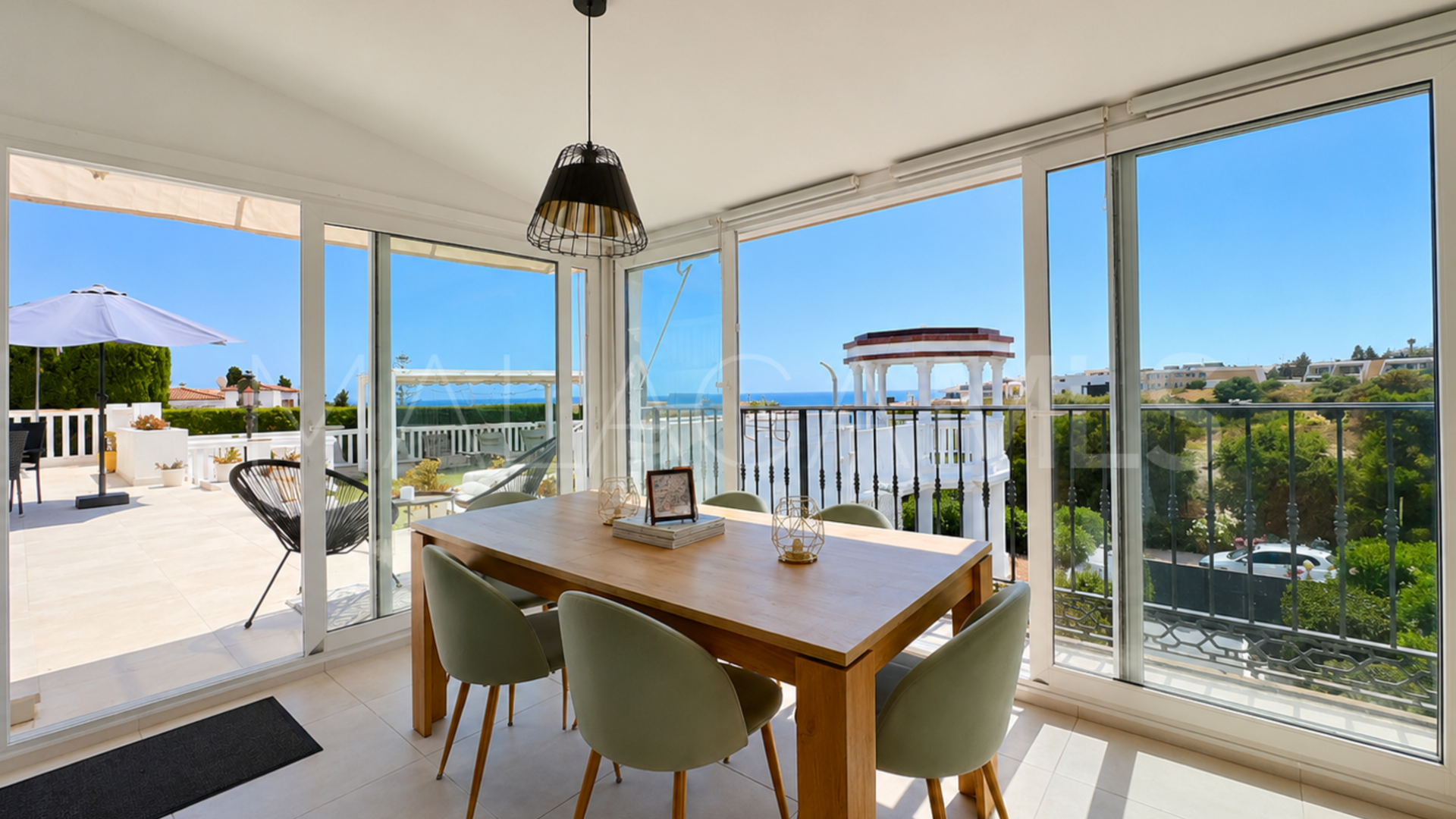 Buy casa de 6 bedrooms in Las Farolas