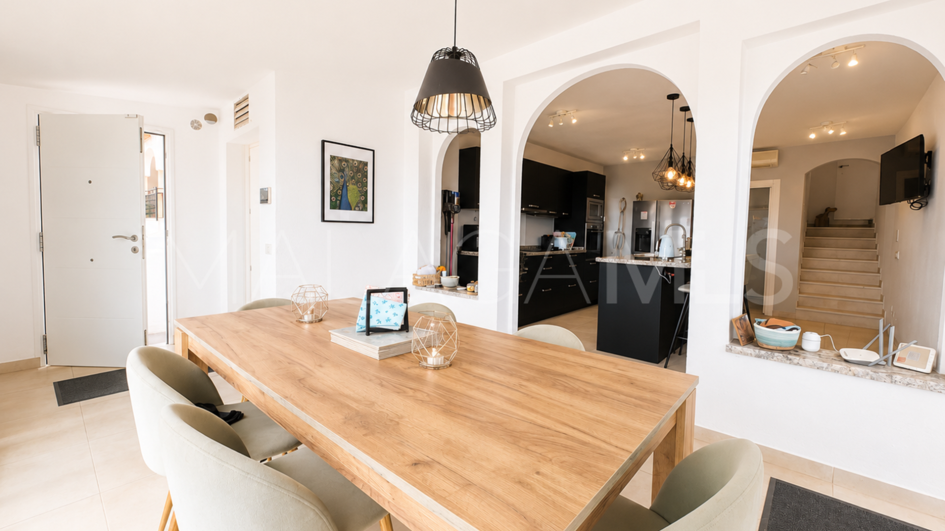 Buy casa de 6 bedrooms in Las Farolas