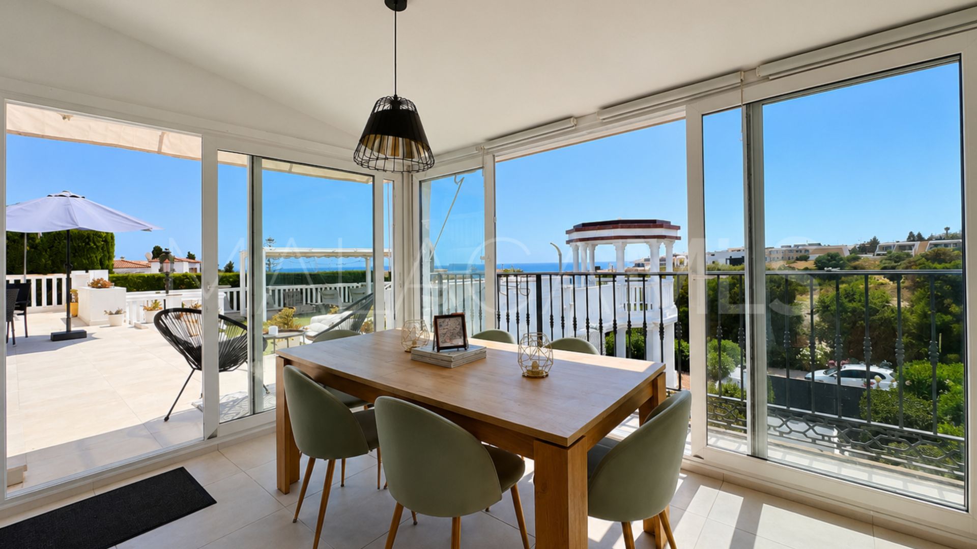 Buy casa de 6 bedrooms in Las Farolas