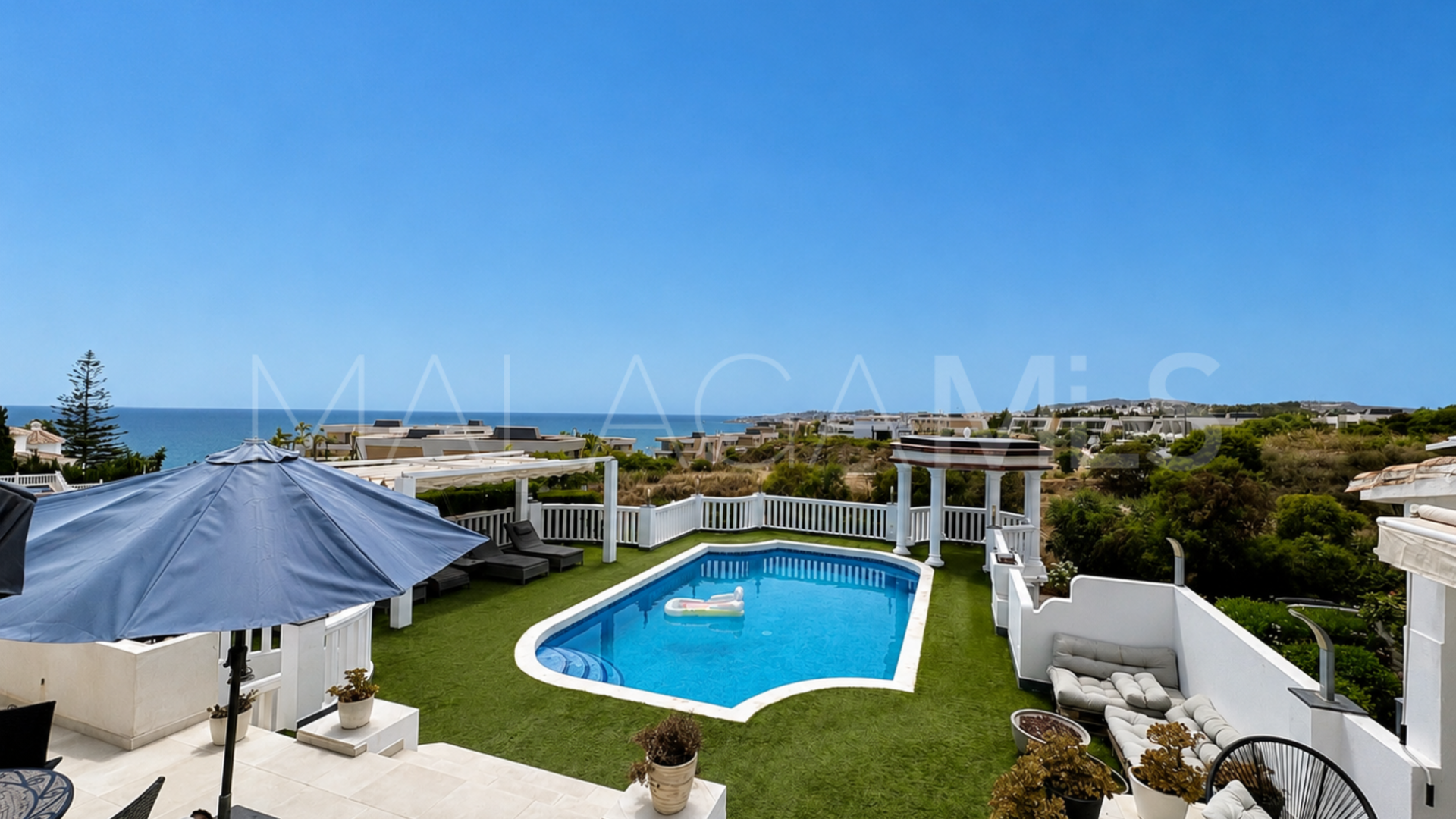 Buy casa de 6 bedrooms in Las Farolas