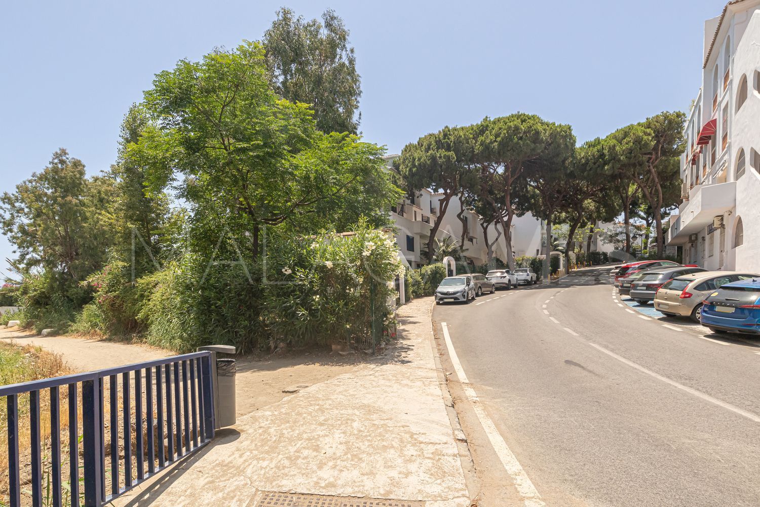 Buy apartamento de 2 bedrooms in Calahonda