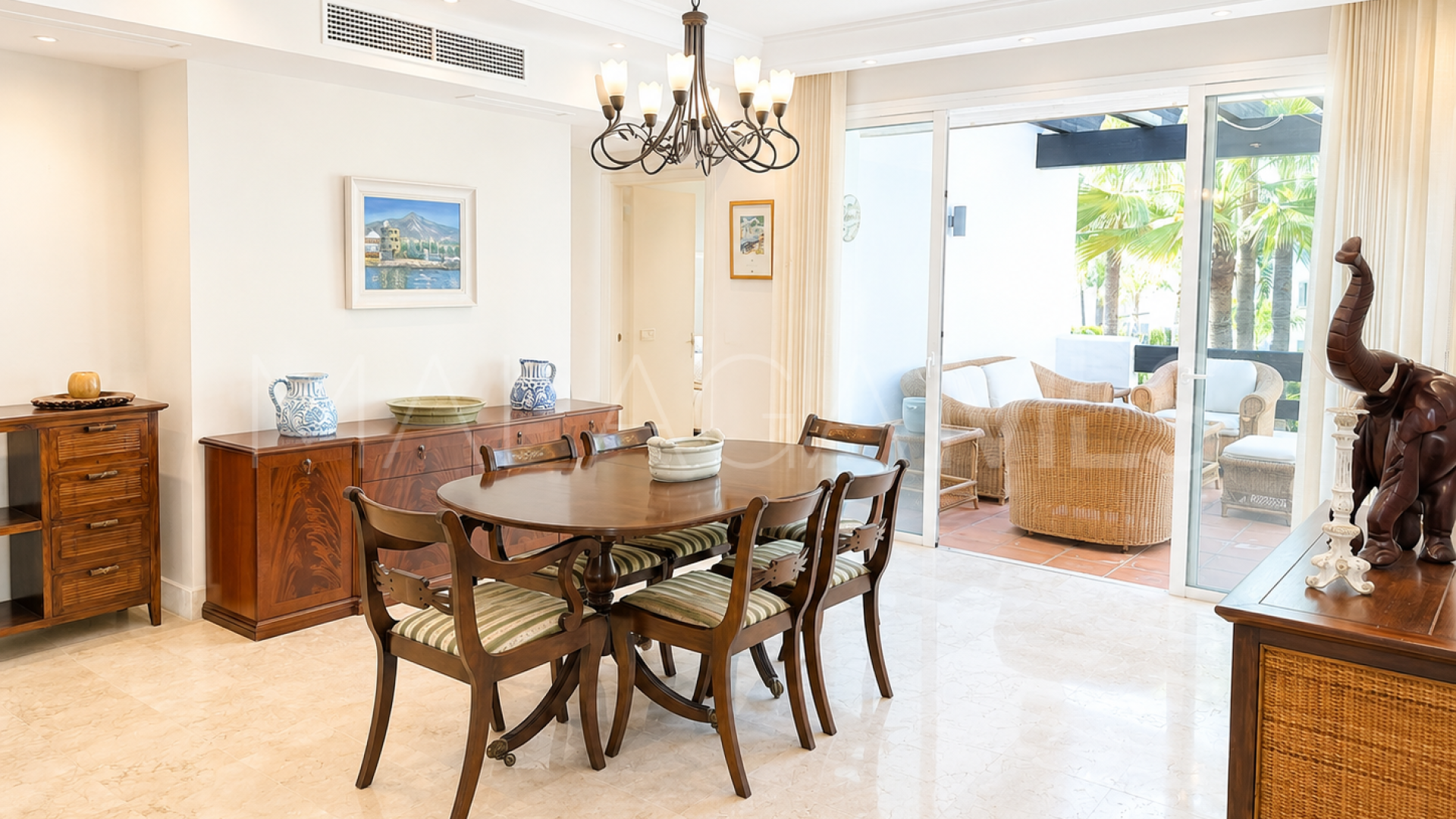 Duplex penthouse for sale in Marbella - Puerto Banus with 3 bedrooms