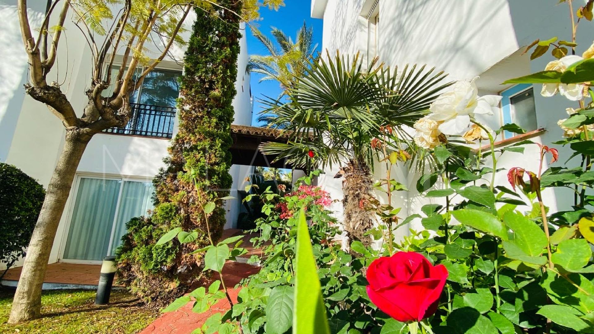 Duplex penthouse for sale in Marbella - Puerto Banus with 3 bedrooms