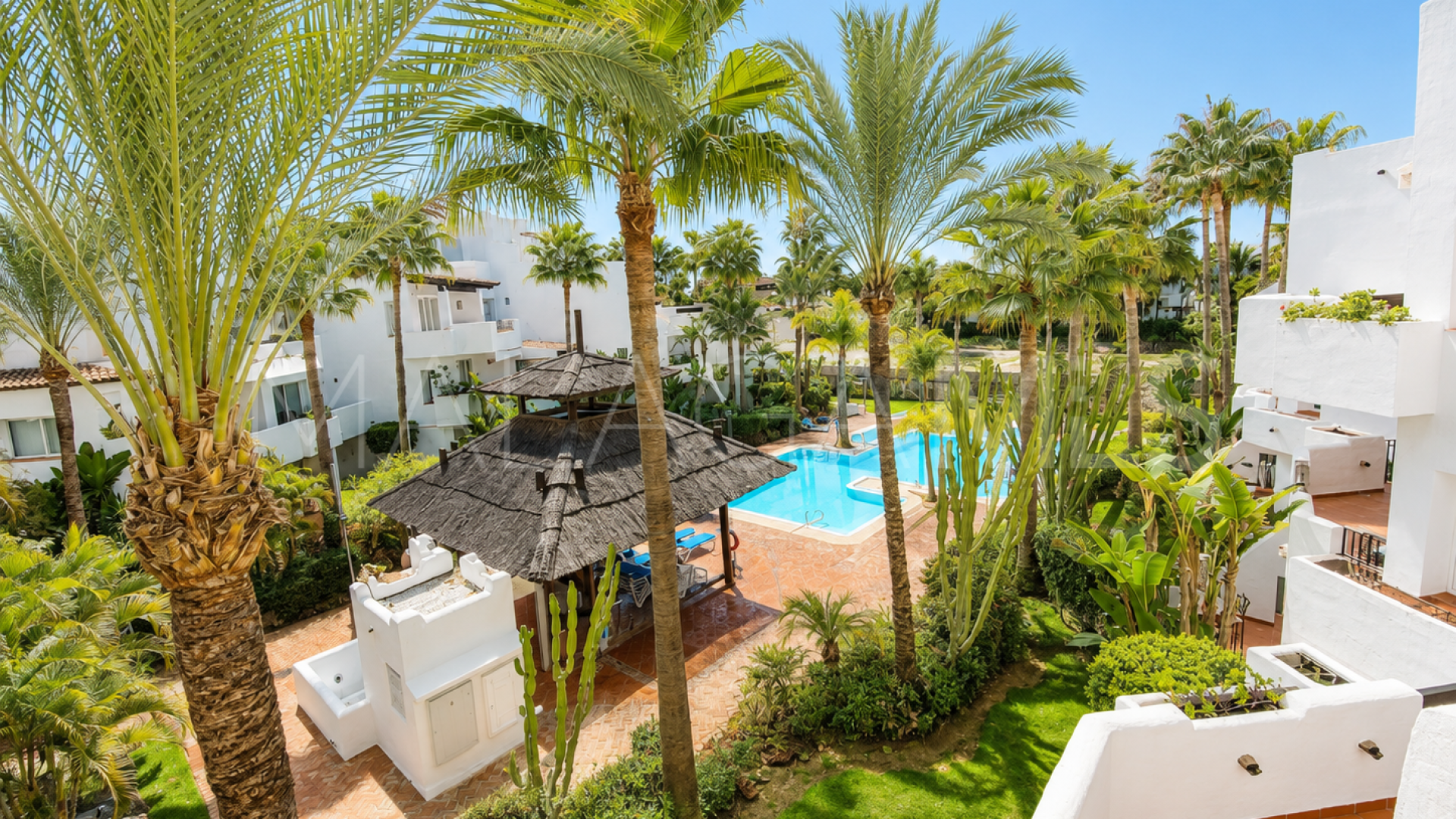 Duplex penthouse for sale in Marbella - Puerto Banus with 3 bedrooms
