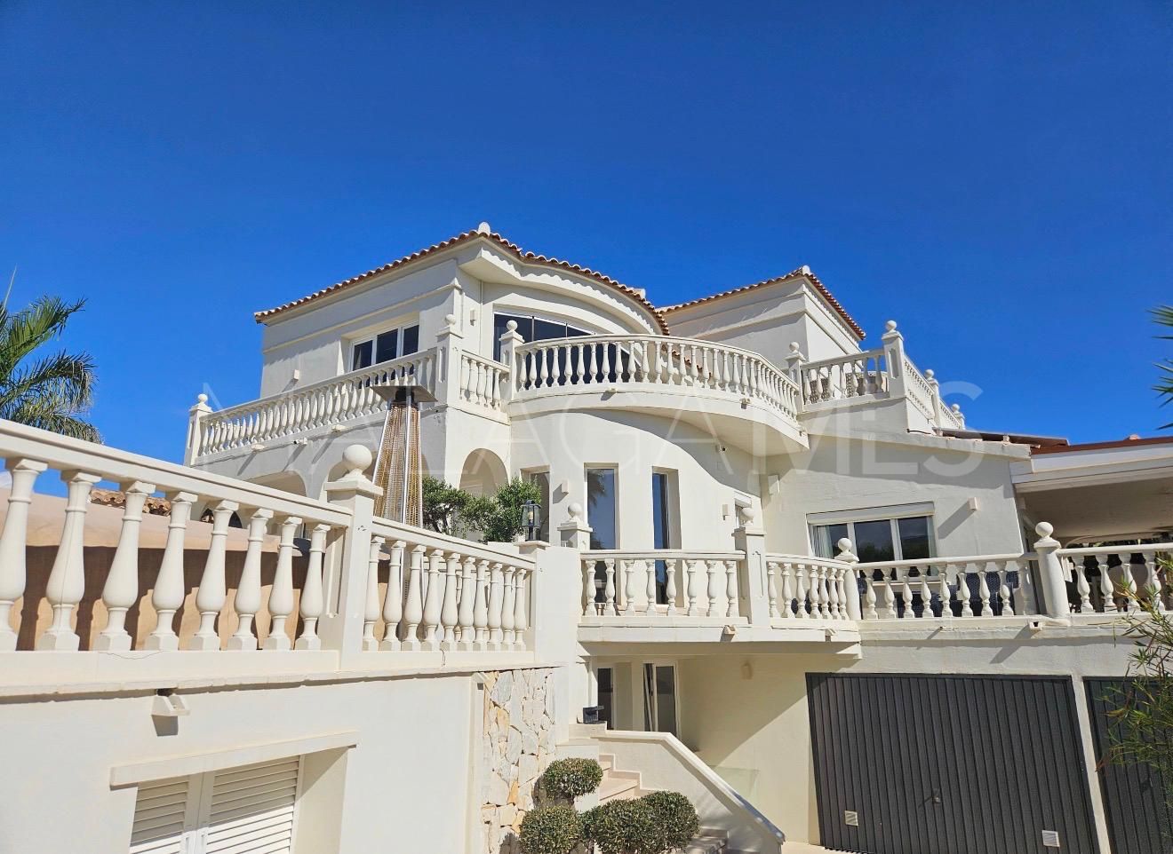Villa for sale in El Faro