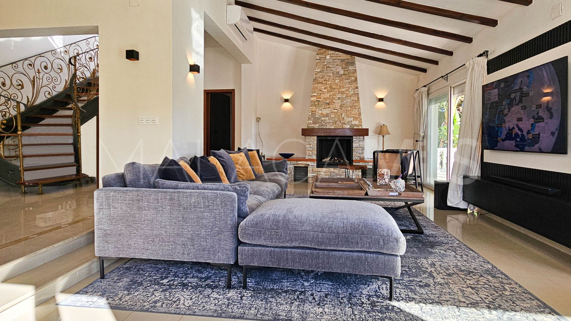 Villa for sale in El Faro