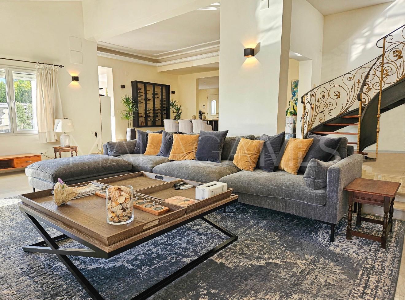 Villa for sale in El Faro