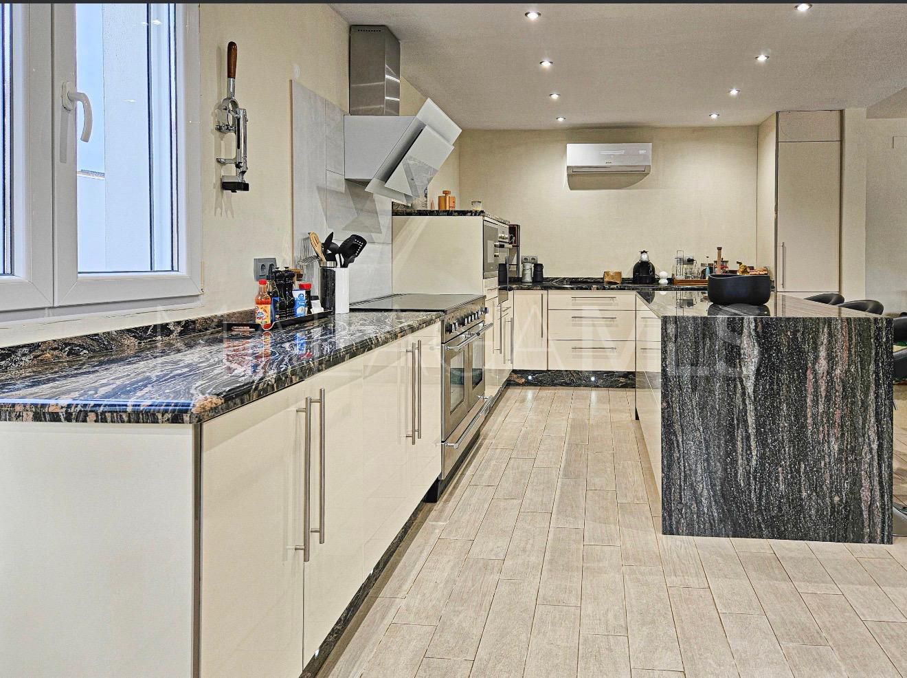 Villa for sale in El Faro