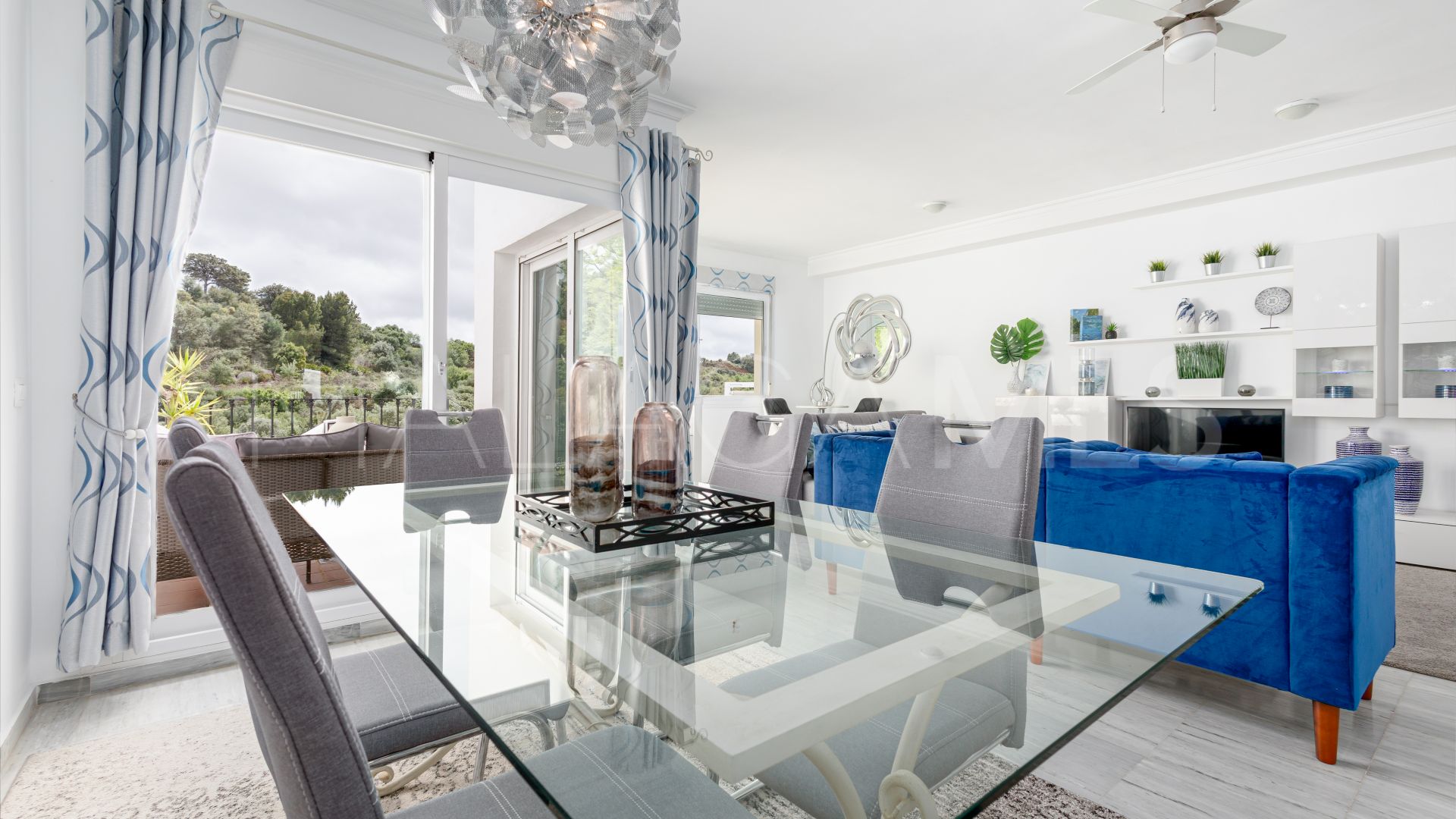 Radhus for sale in Alhaurin Golf