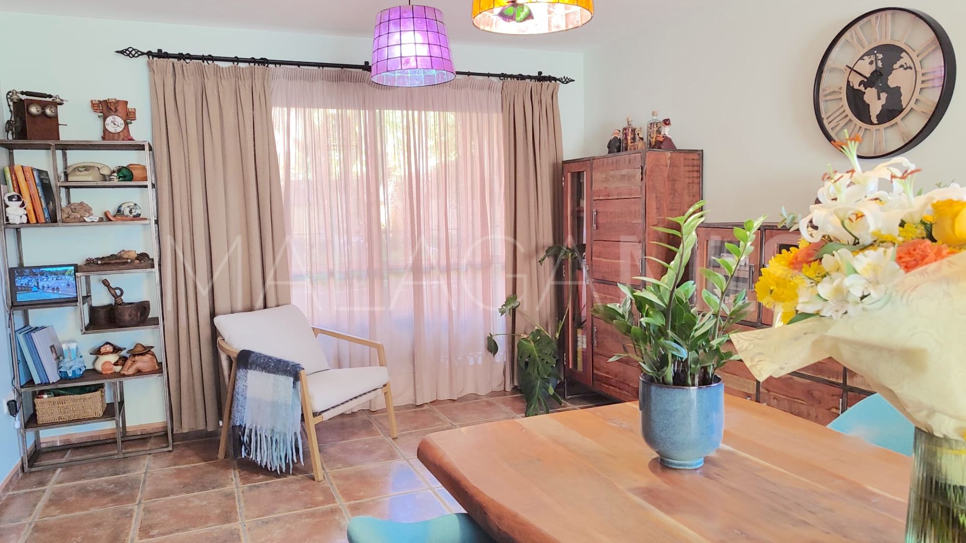 Town house for sale in Las Lagunas