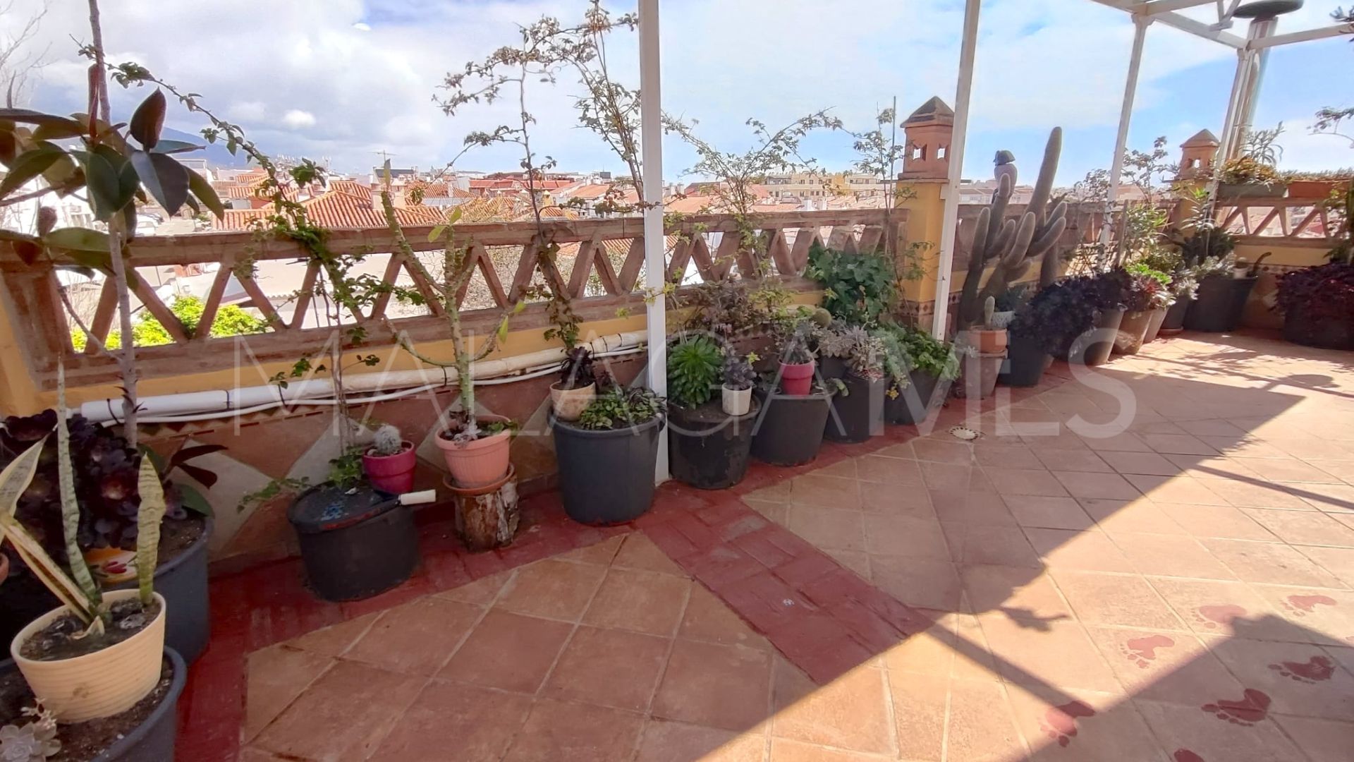 Town house for sale in Las Lagunas