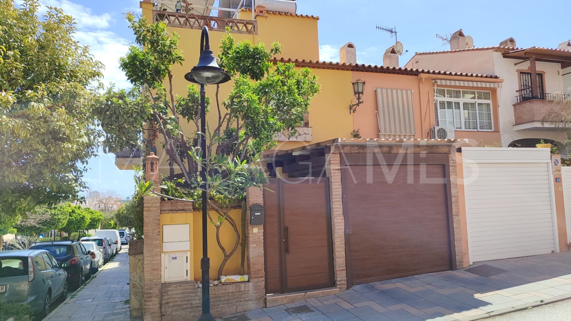 Town house for sale in Las Lagunas