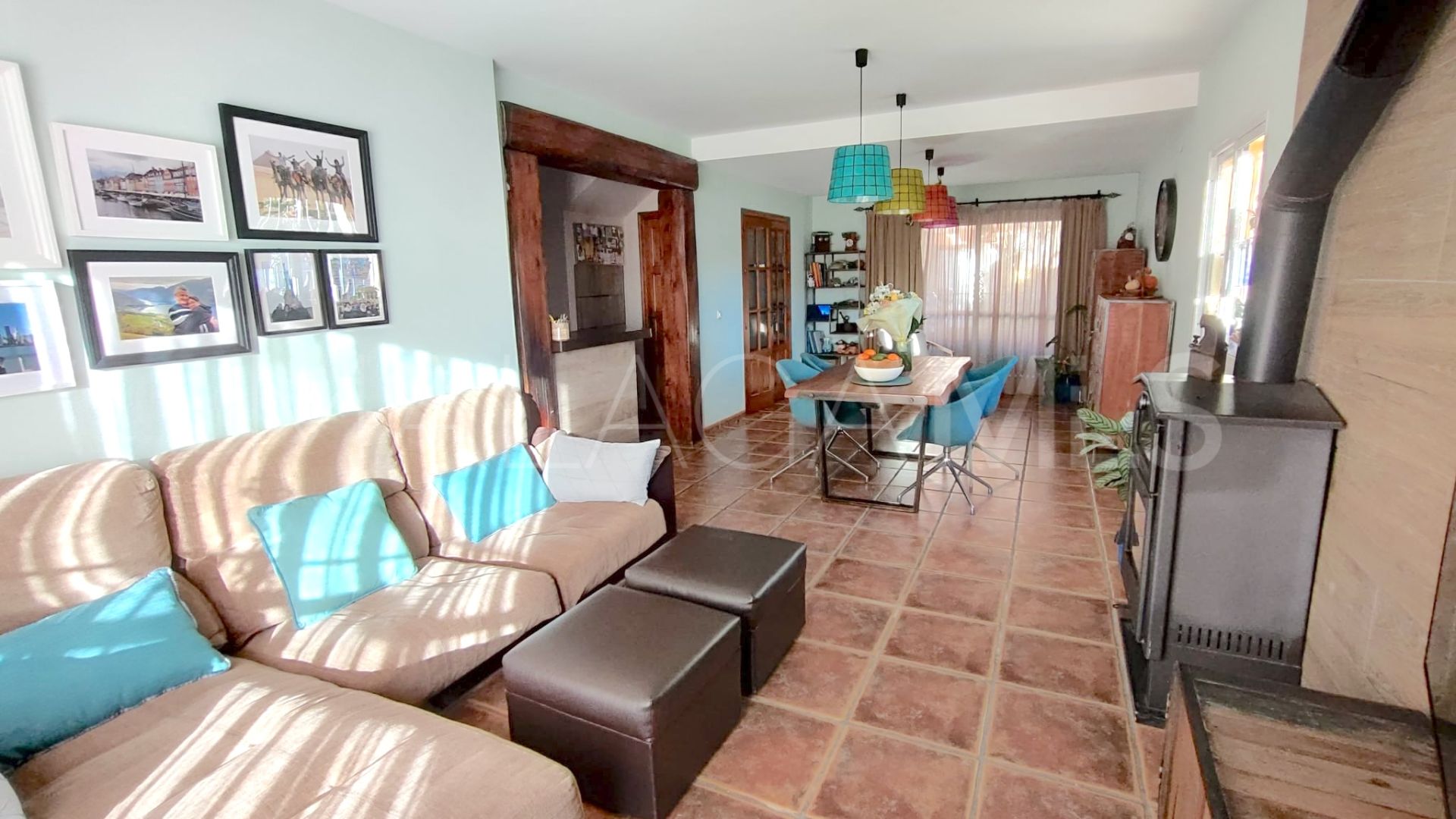 Town house for sale in Las Lagunas