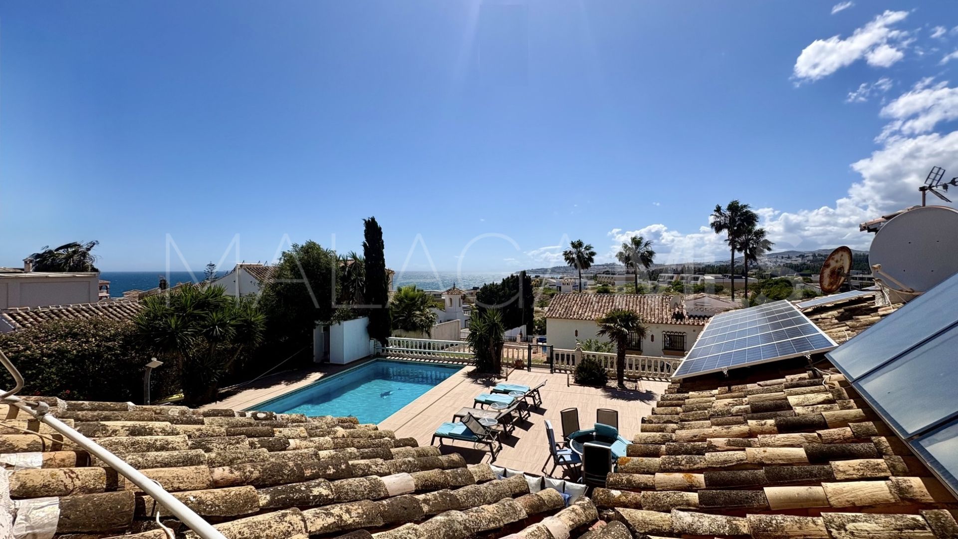 Hus i byn for sale in El Chaparral