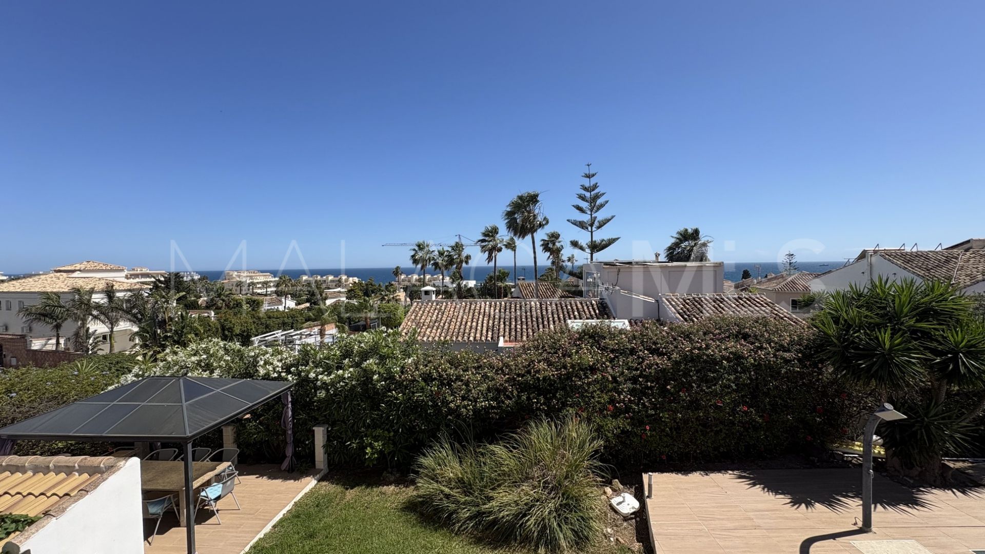 Hus i byn for sale in El Chaparral