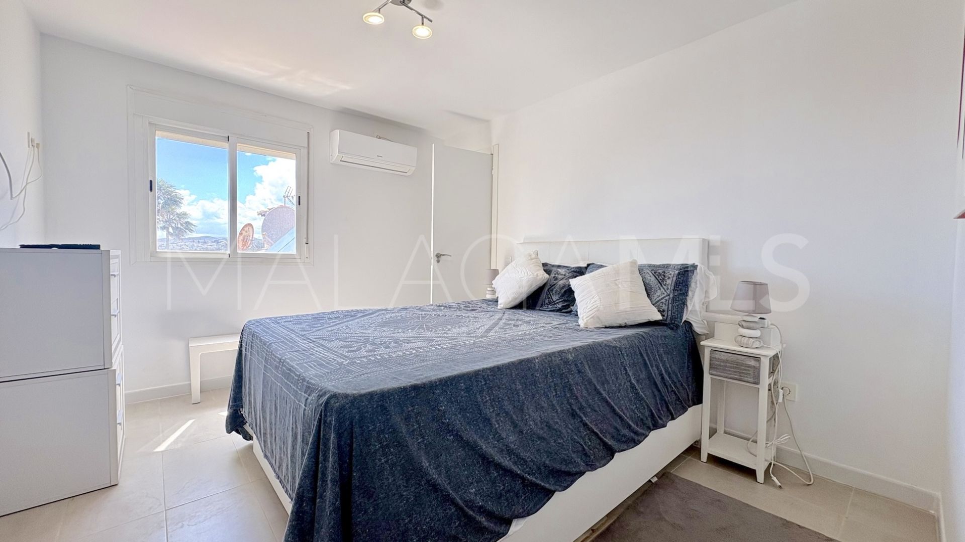 Hus i byn for sale in El Chaparral