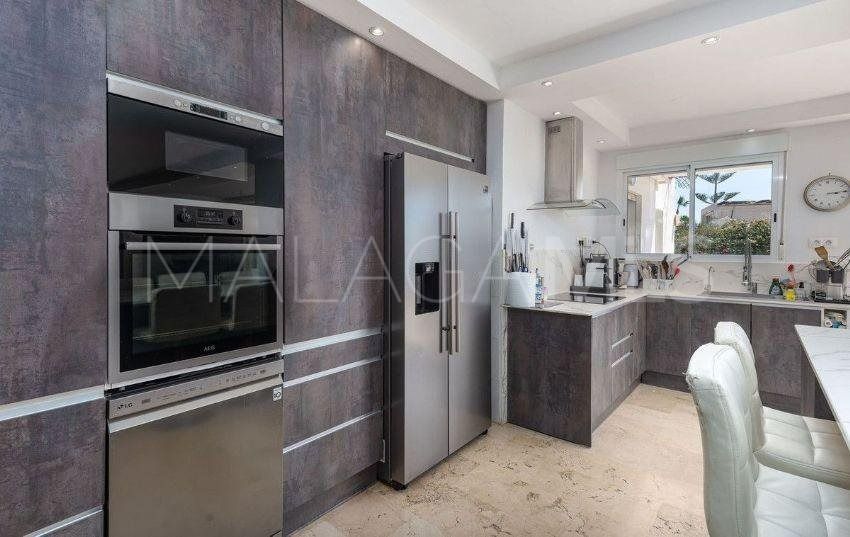 Hus i byn for sale in El Chaparral