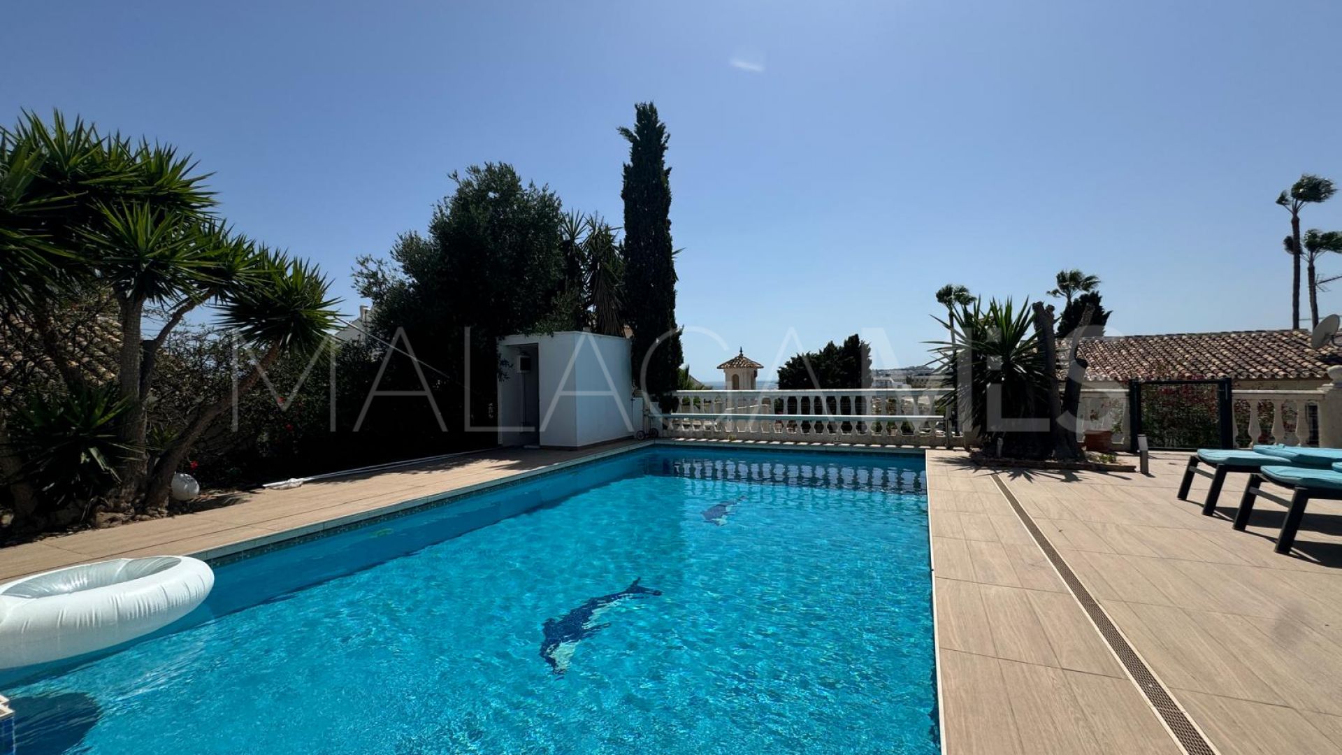 Hus i byn for sale in El Chaparral