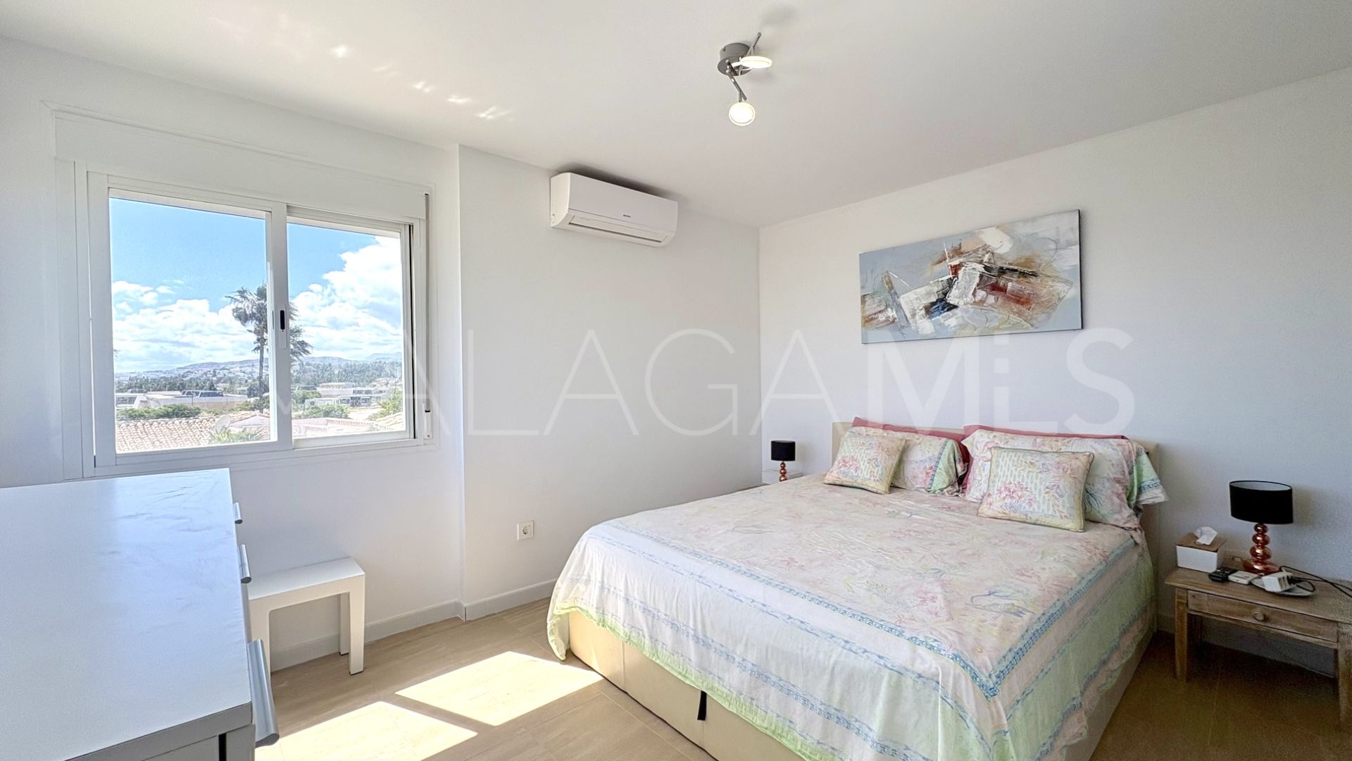 Hus i byn for sale in El Chaparral
