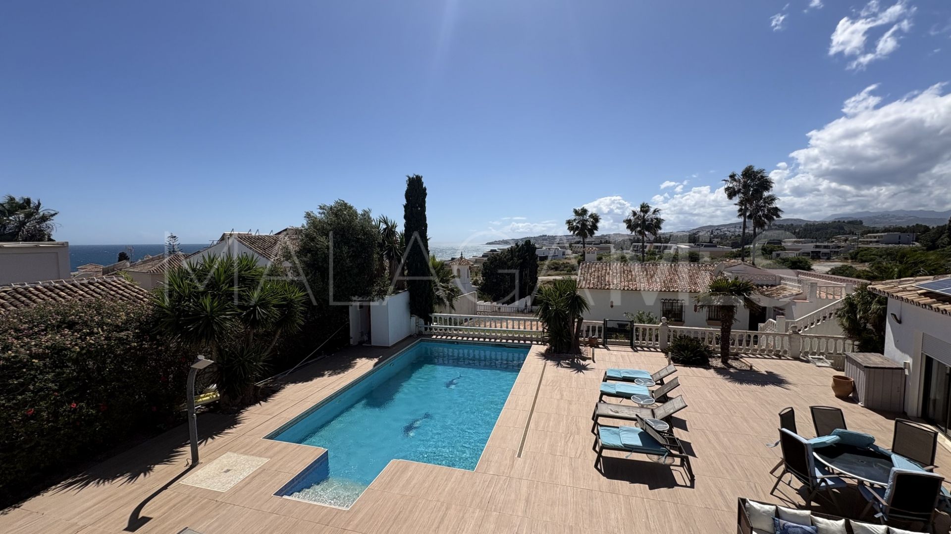 Hus i byn for sale in El Chaparral